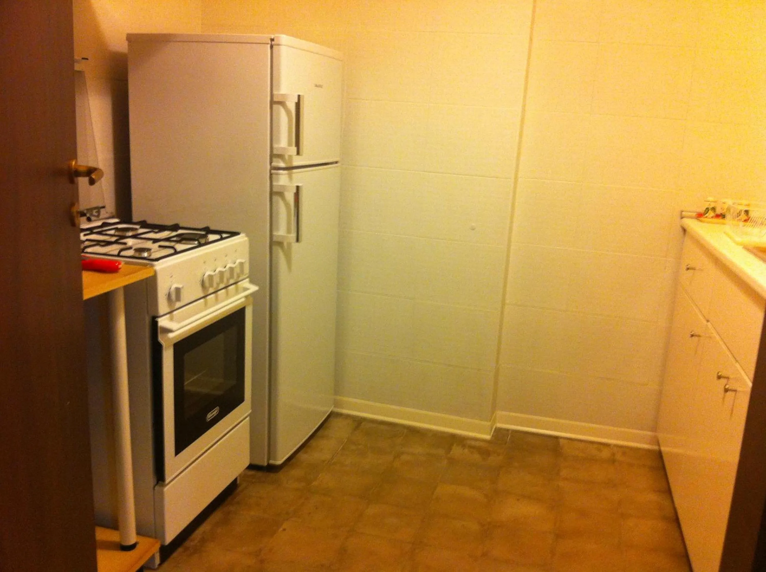 Kitchen or kitchenette in Casa Vacanze Amedeo