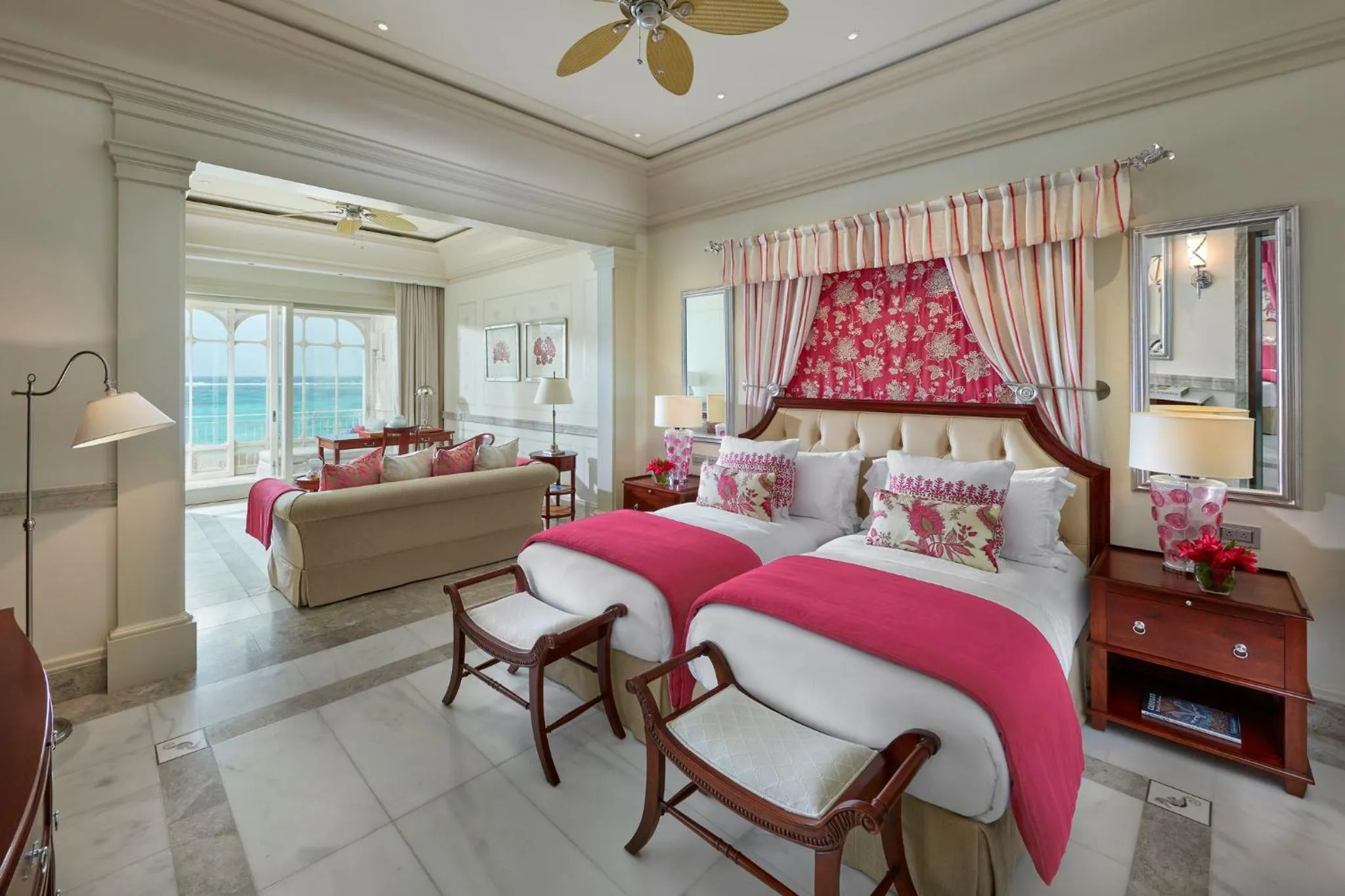 Property building, Bed in Mandarin Oriental, Canouan