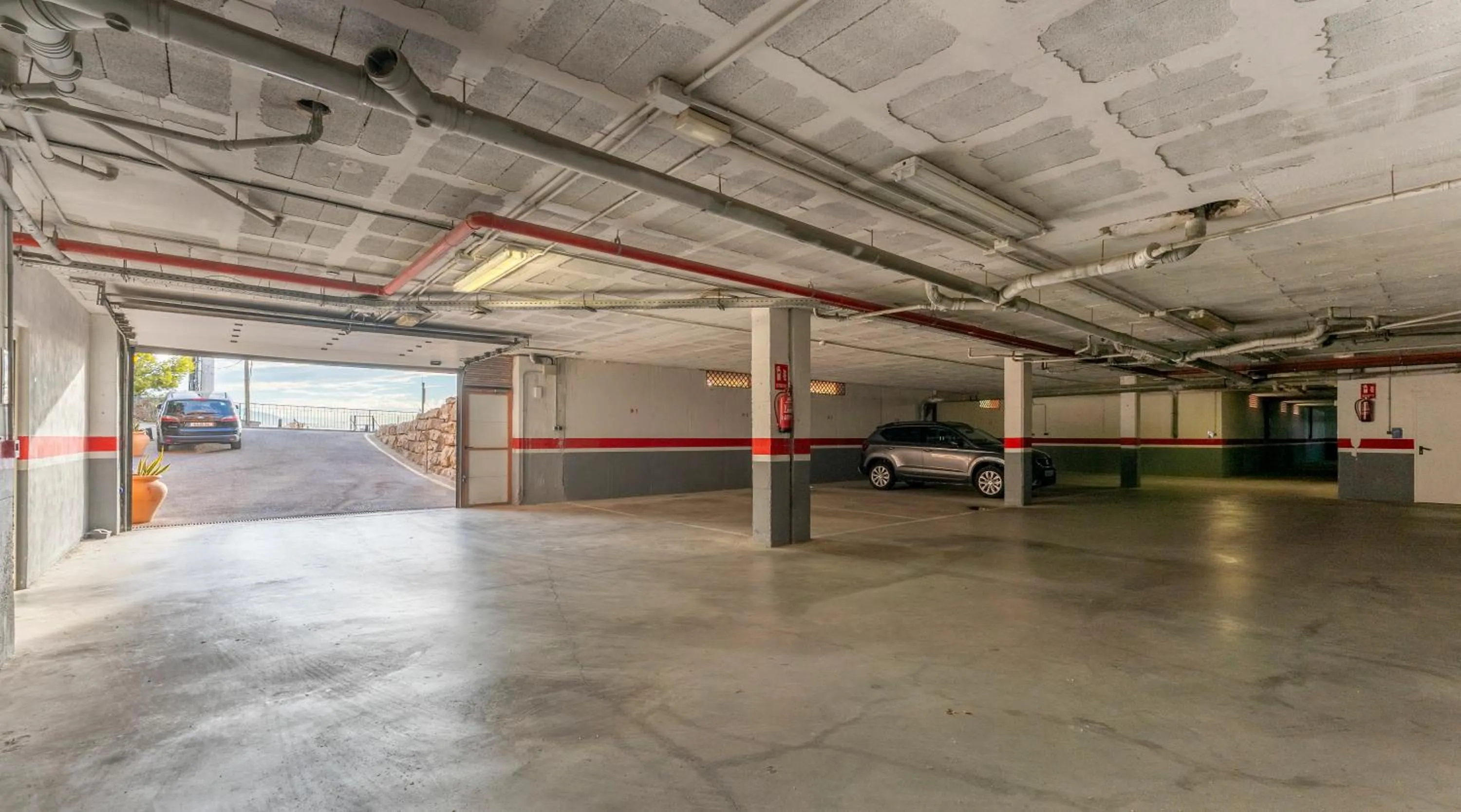 Parking in Bakour Oh Nice Costa del Sol