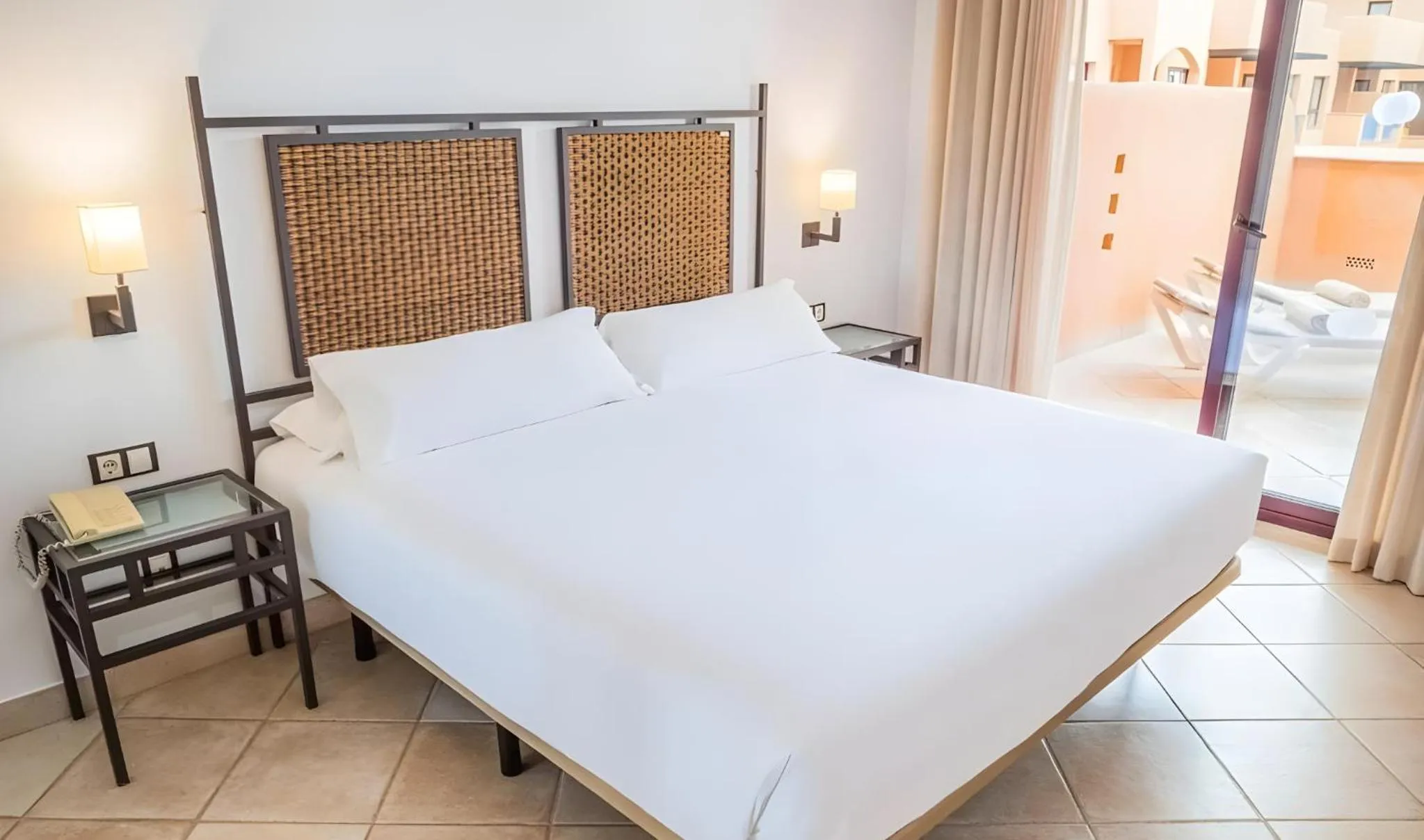 Bedroom, Bed in Hotel Oh Nice Caledonia