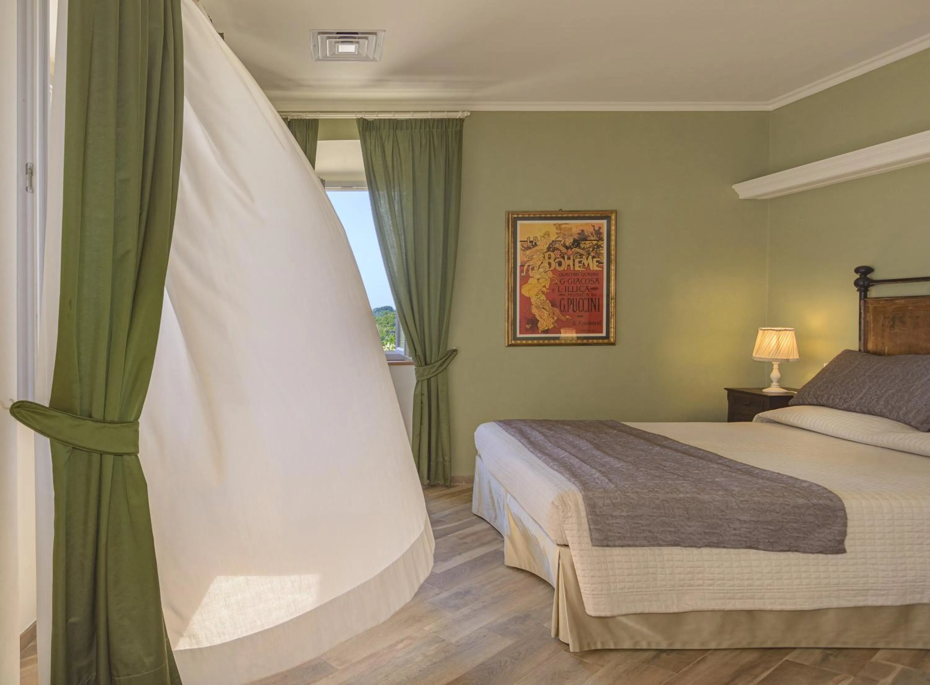 Photo of the whole room, Bed in Villa Agnolaccio Residenza d'Epoca