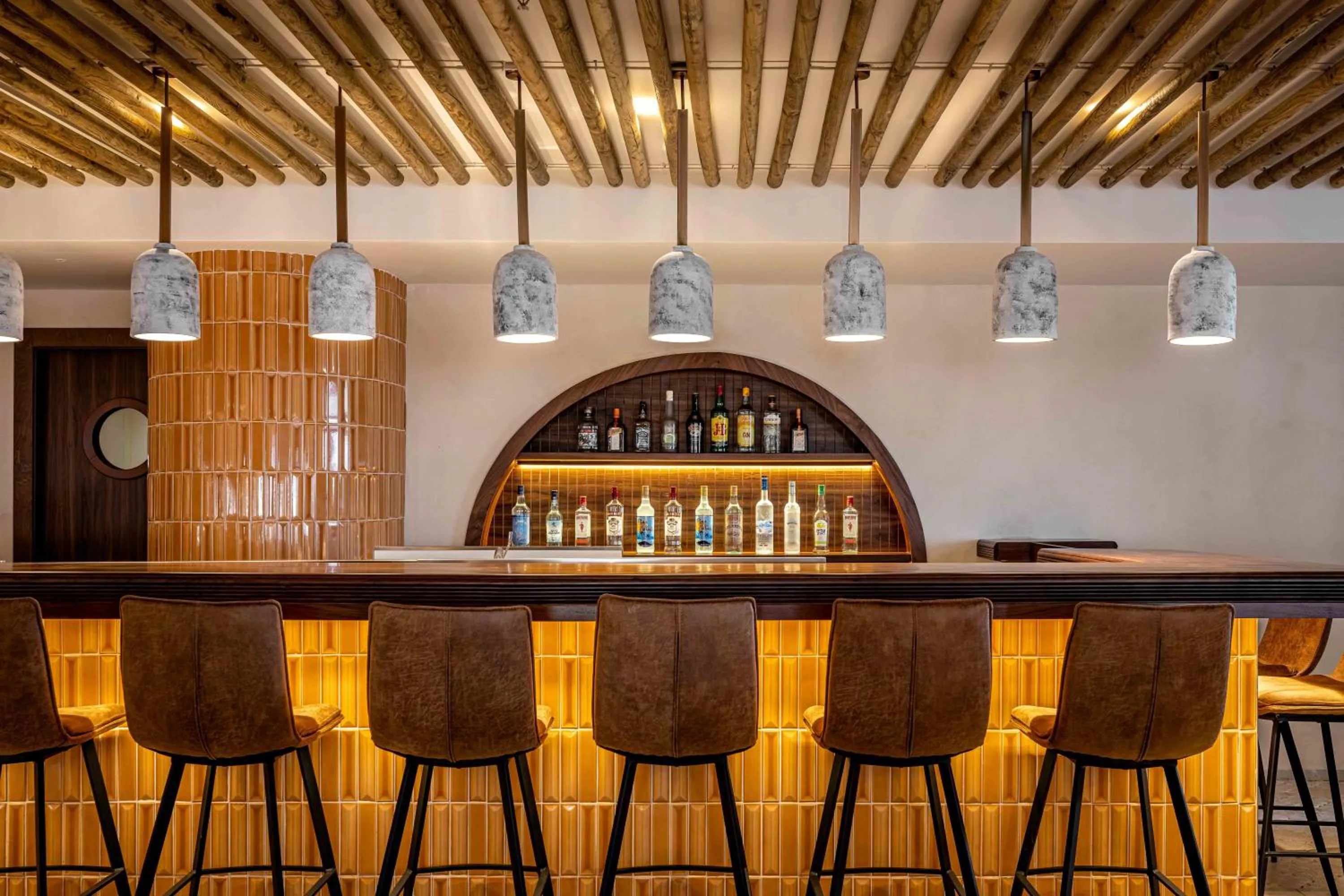 Lounge or bar in Oasis Spa Club Dead Sea Hotel - 18 years Plus