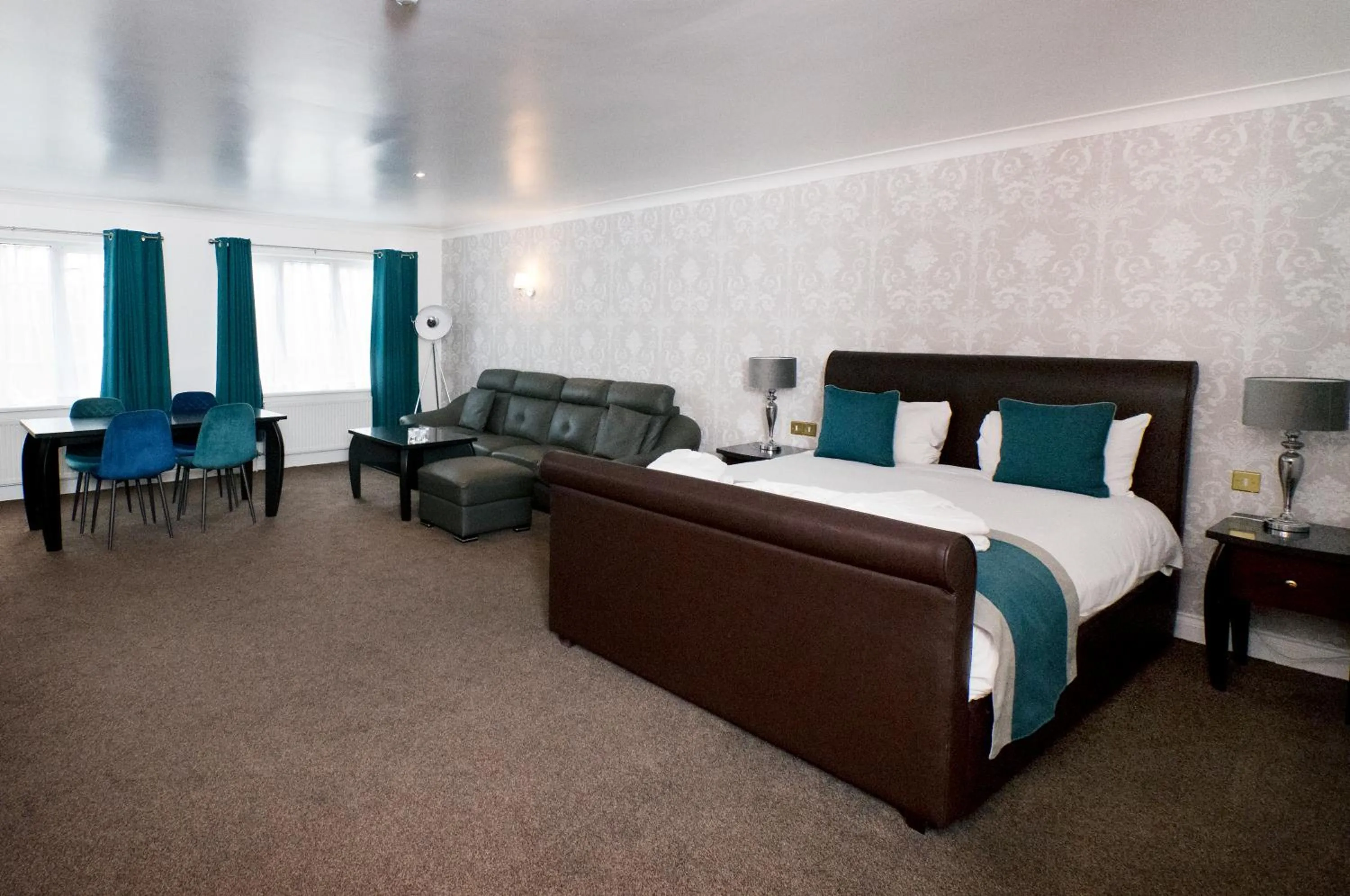 Bed in Basingstoke Country Hotel & Spa