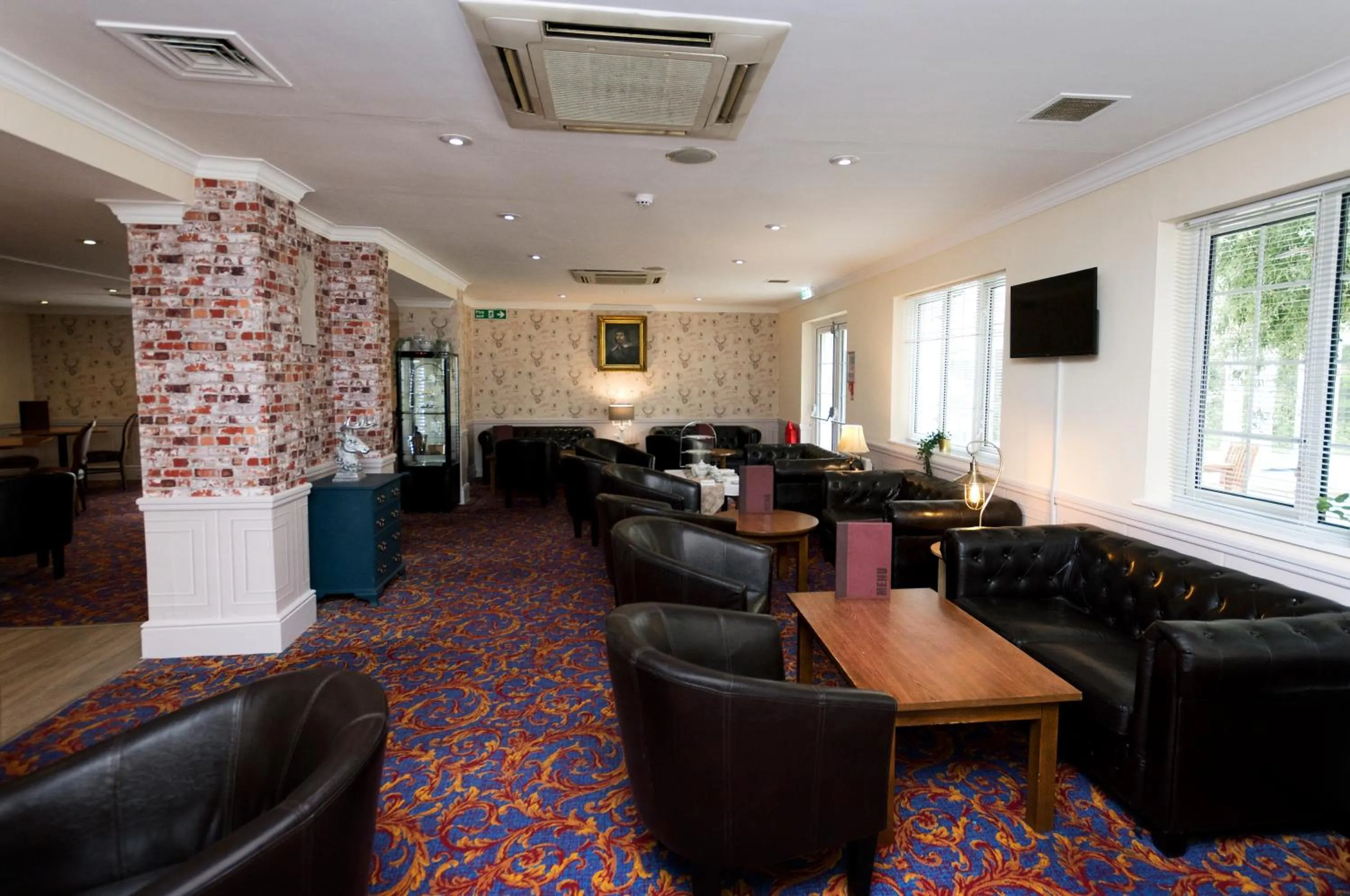 Seating area in Basingstoke Country Hotel & Spa
