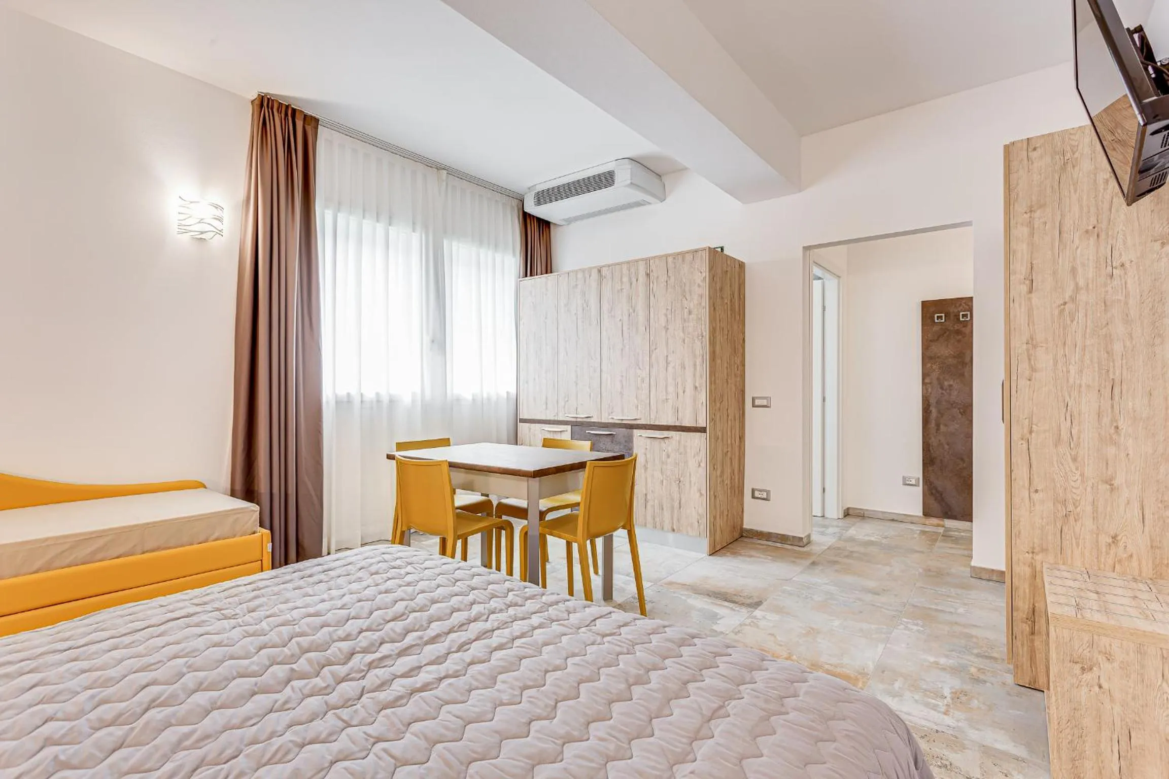 Photo of the whole room, Bed in Hotel Belturismo