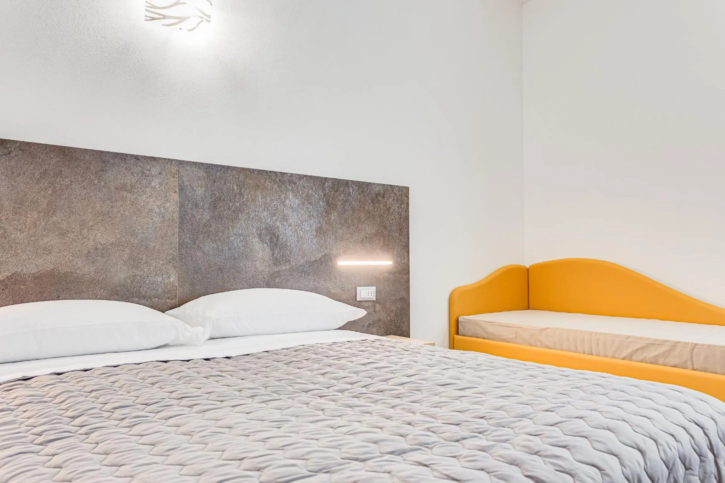 Bed in Hotel Belturismo