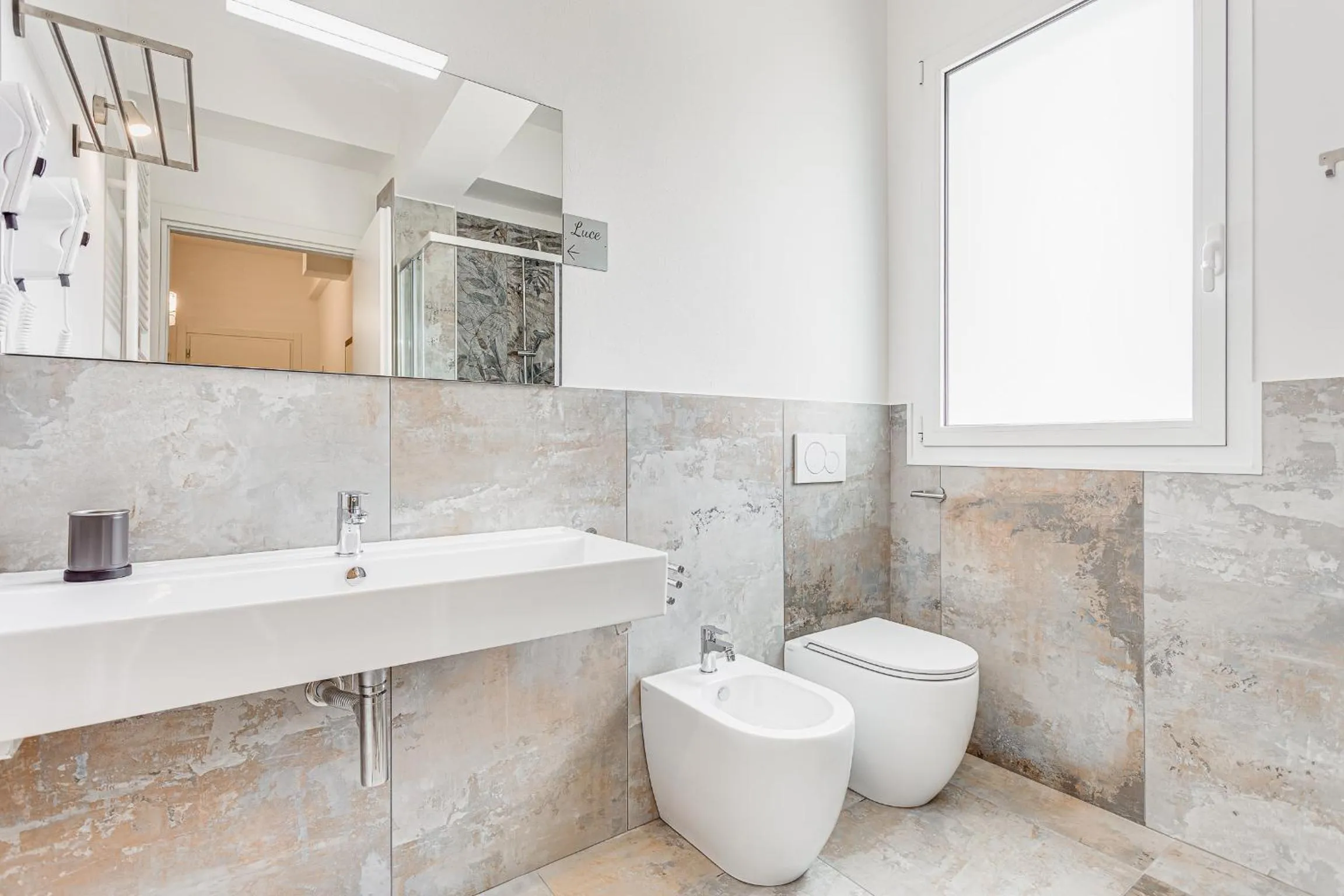 Bathroom in Hotel Belturismo