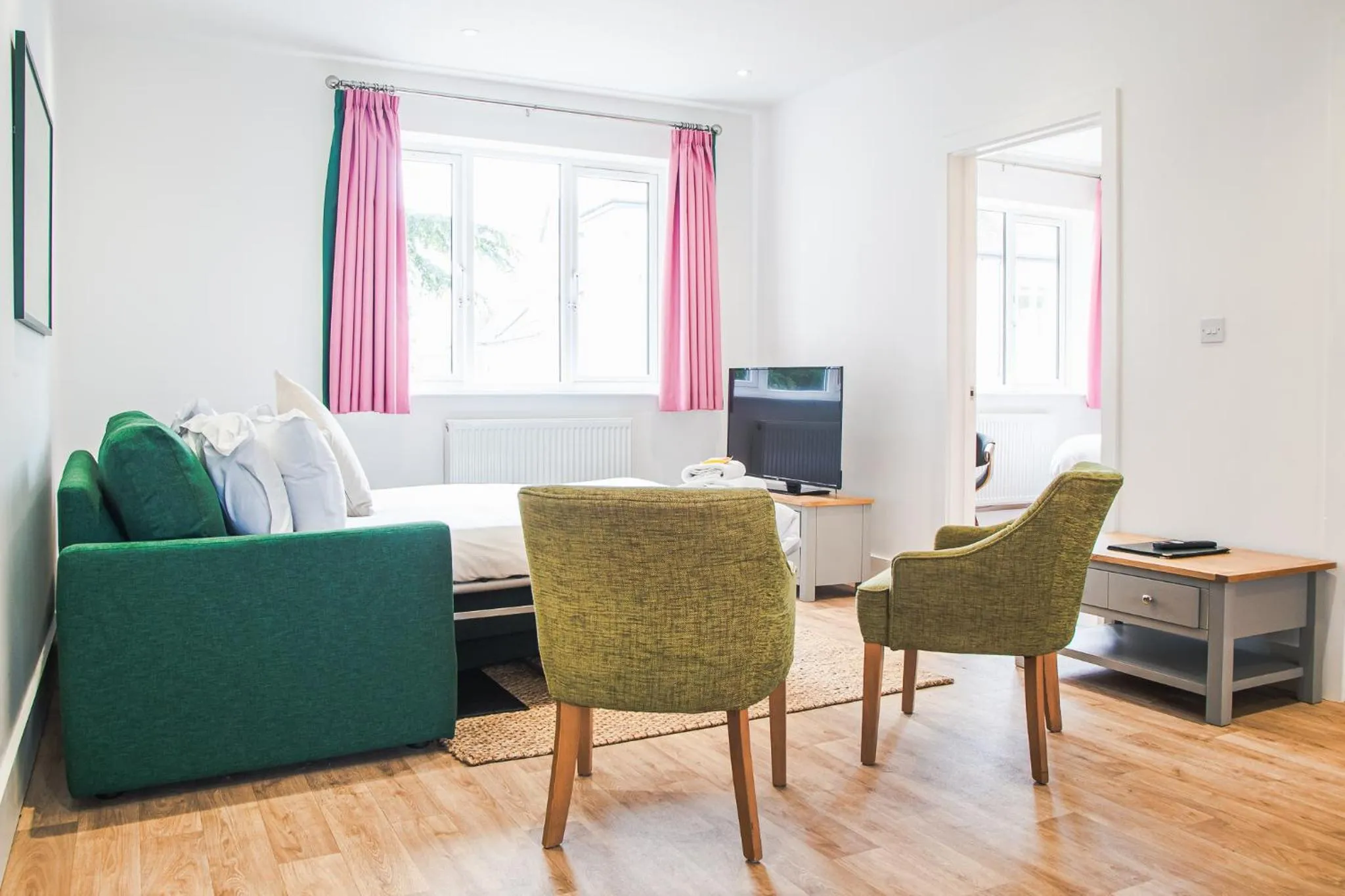 Communal lounge/ TV room in County Hotel