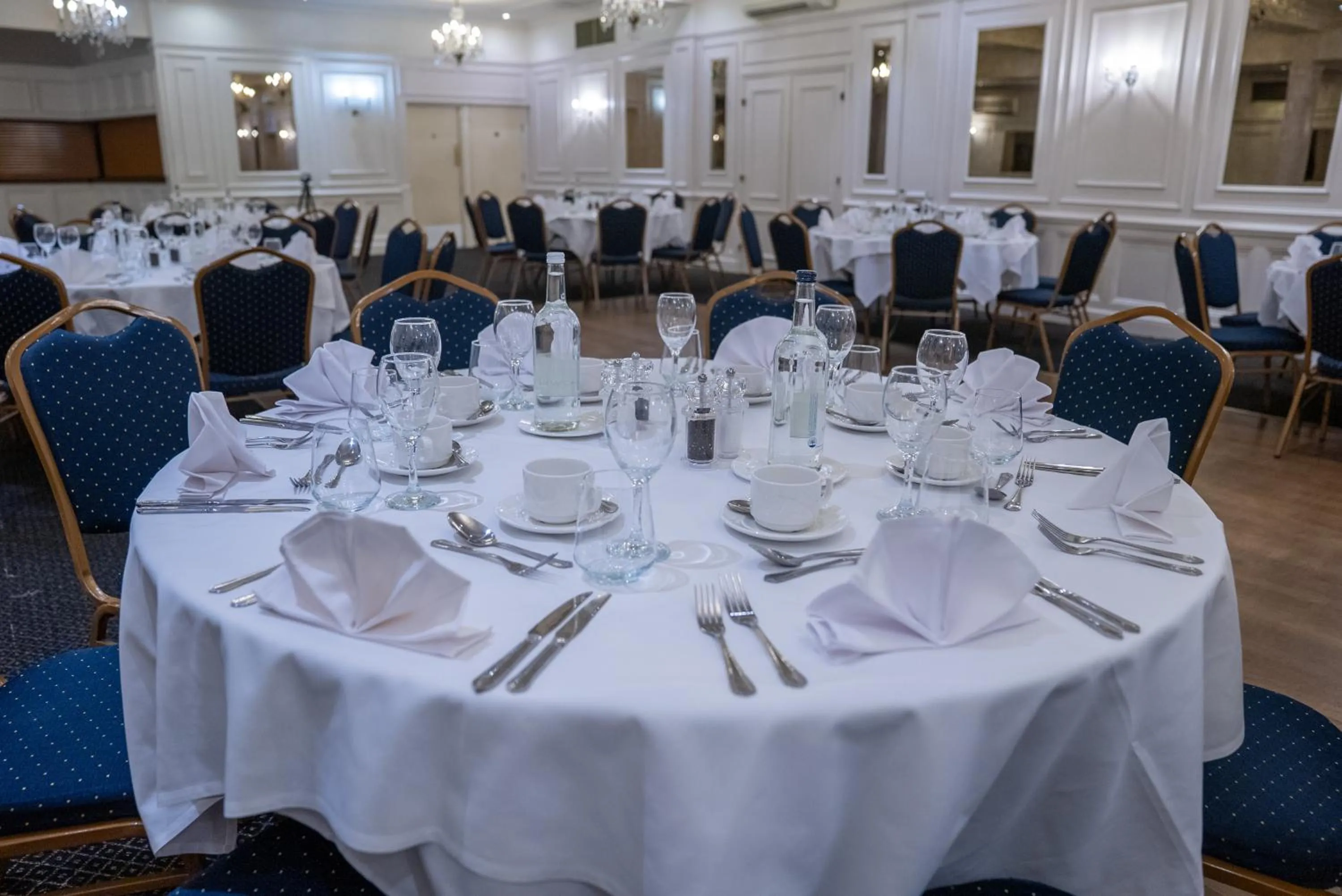 Meeting/conference room in County Hotel