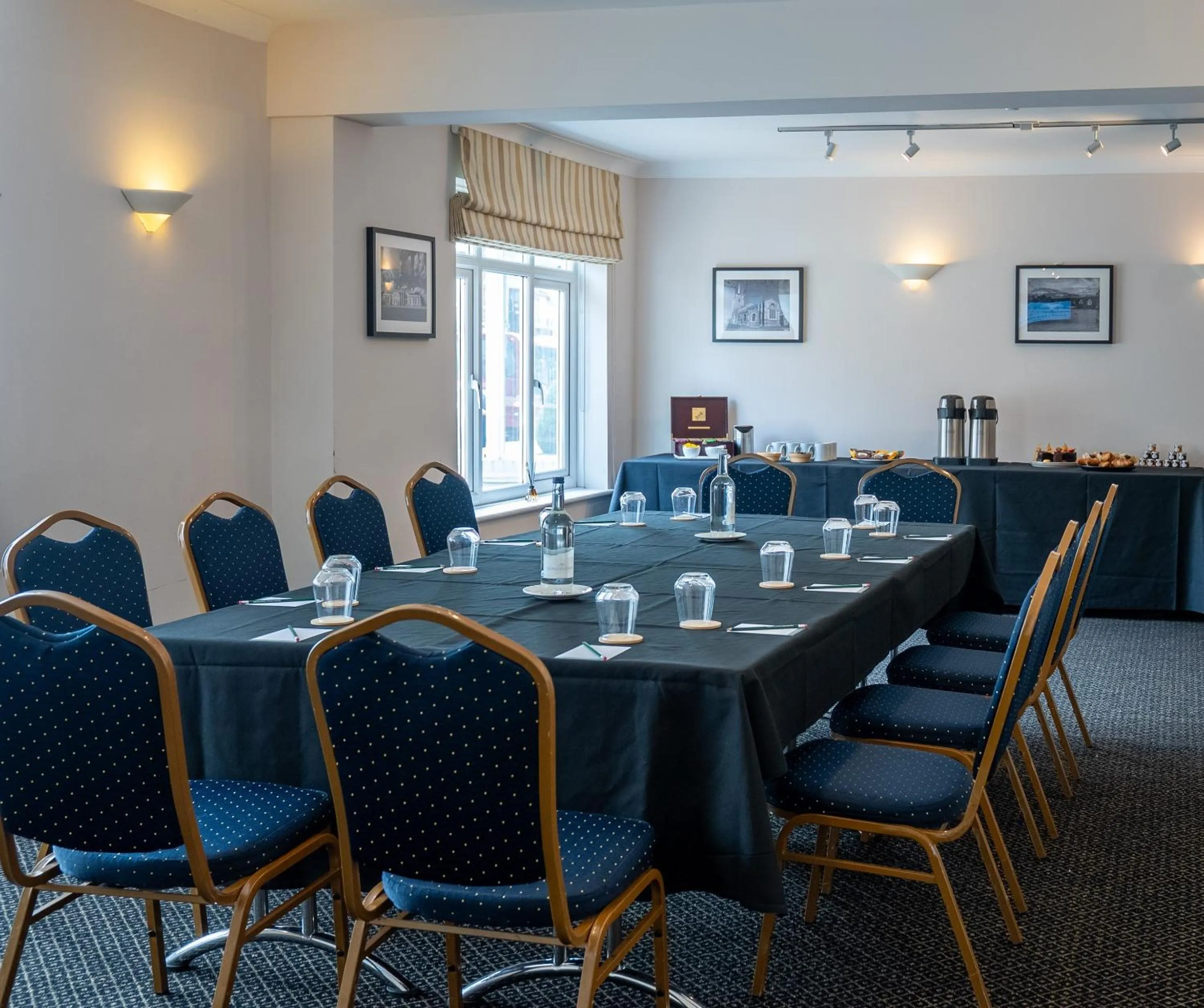 Meeting/conference room in County Hotel