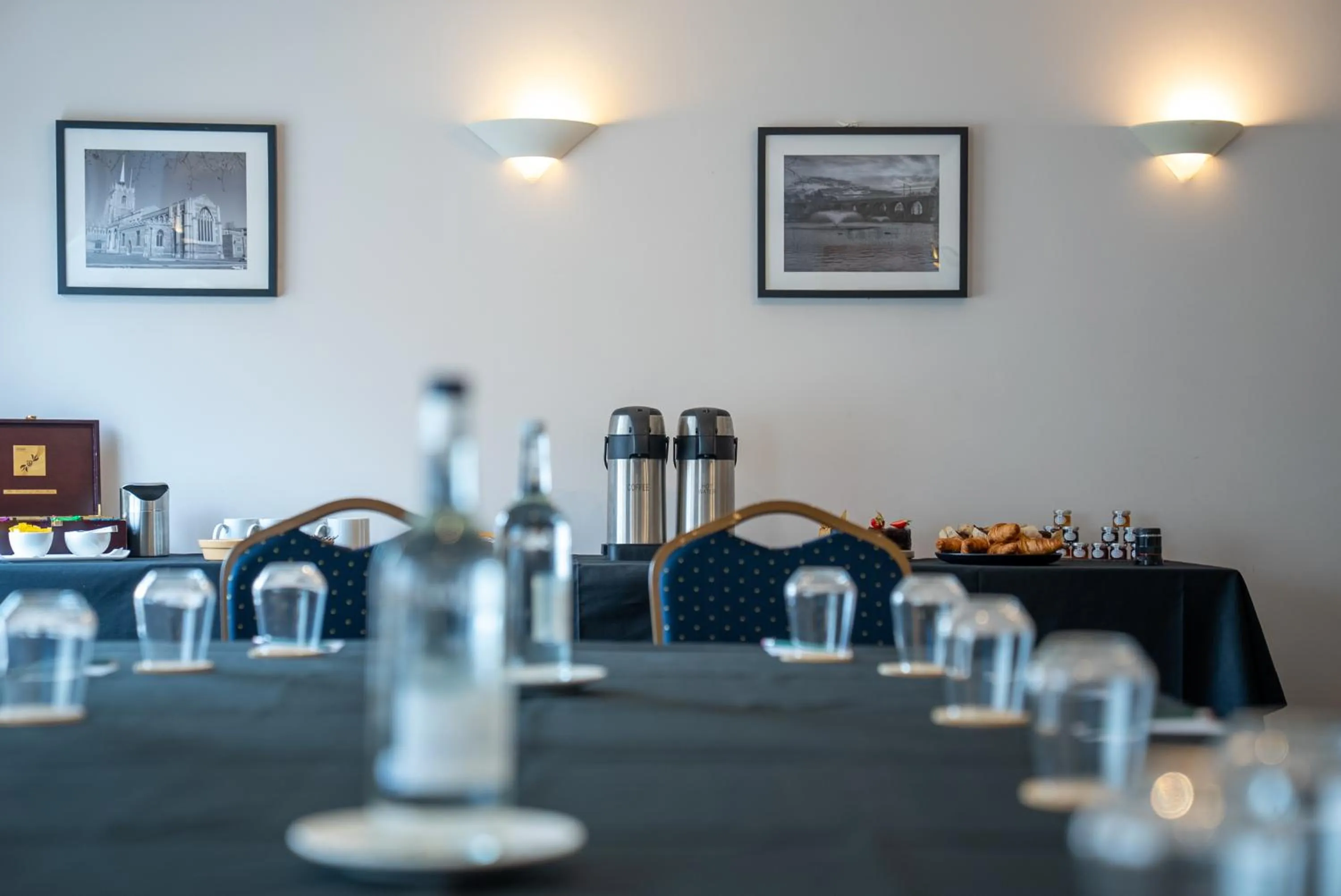 Meeting/conference room in County Hotel