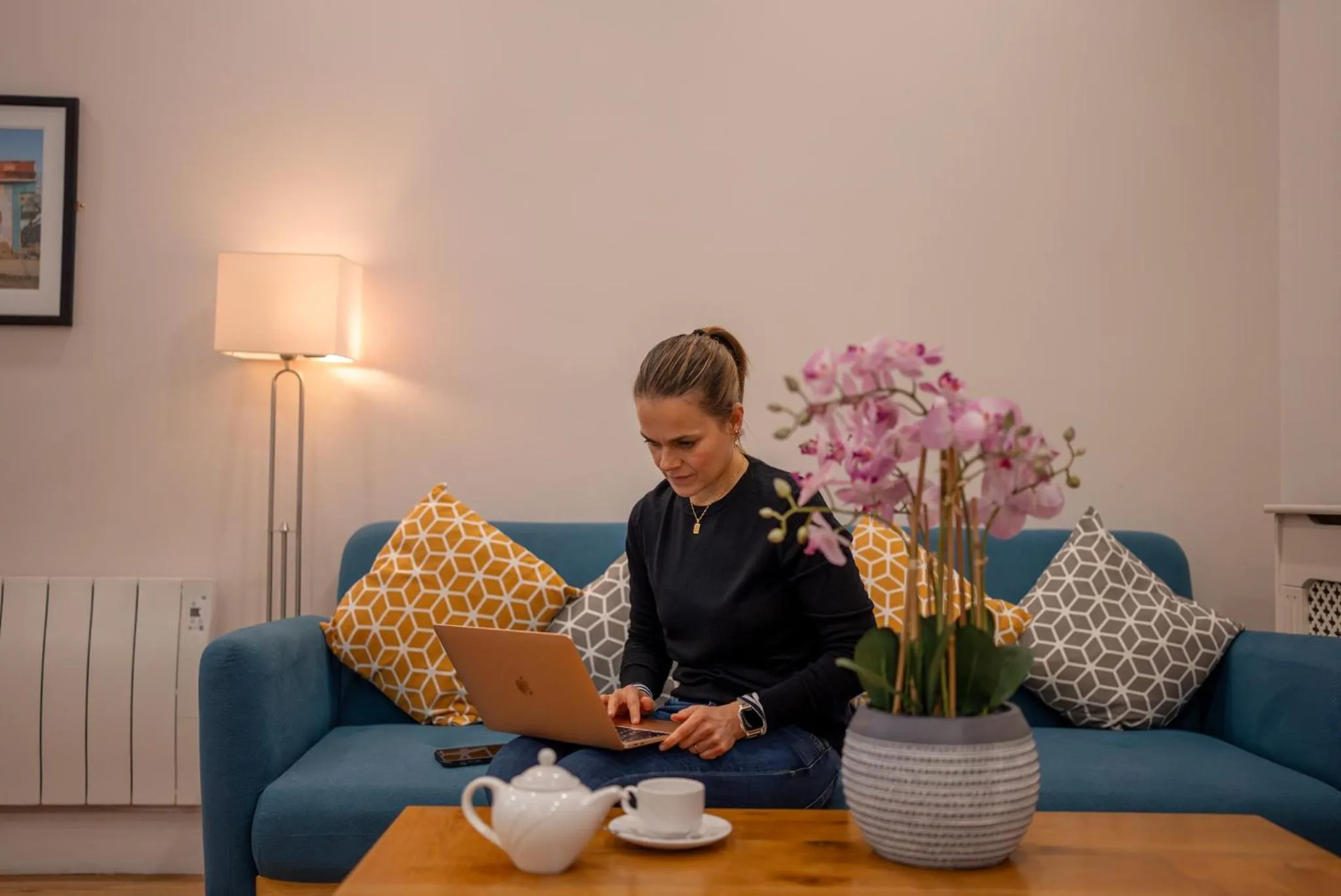 People in County Hotel