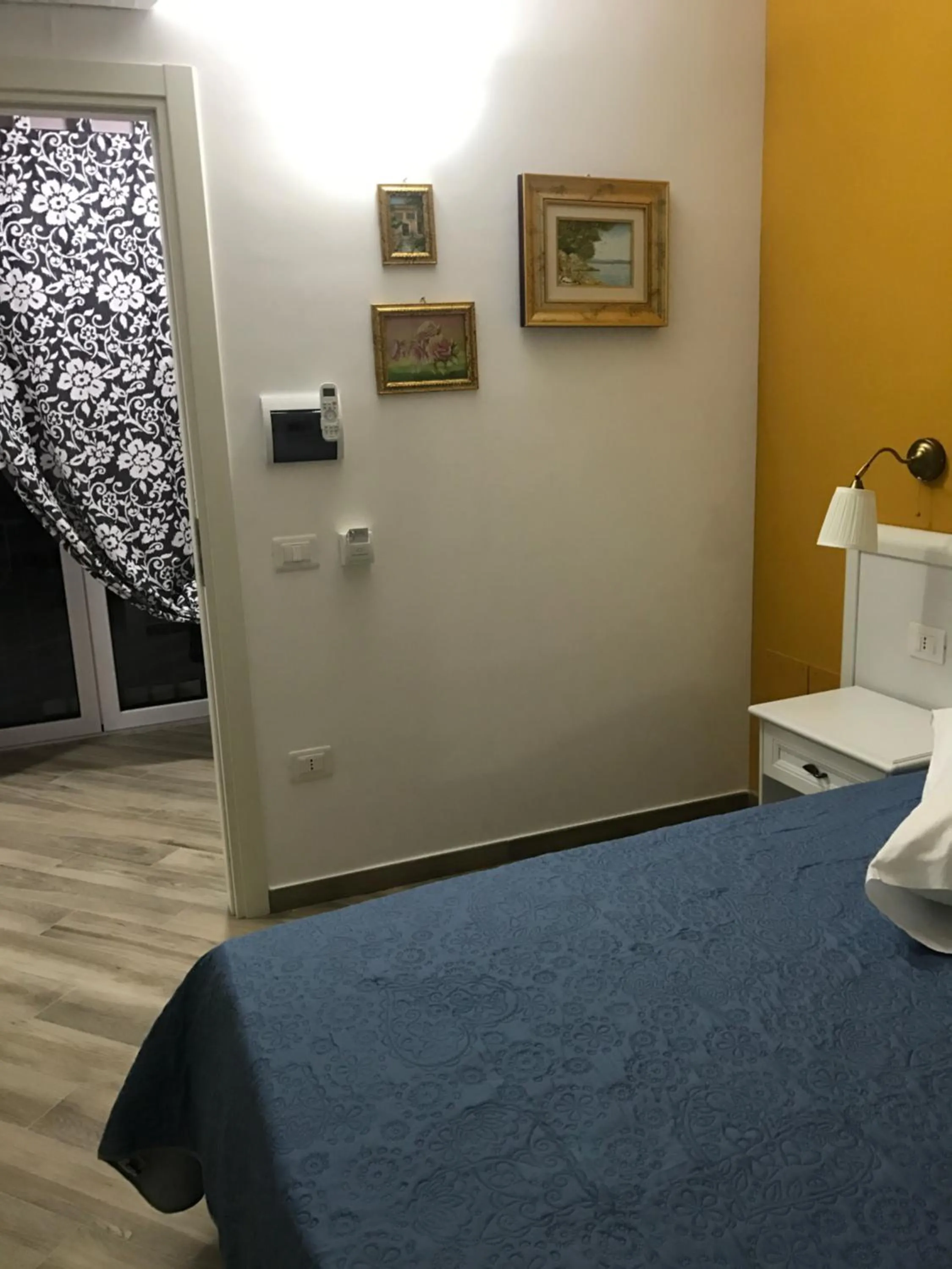 Photo of the whole room, Bed in Residenza Murat