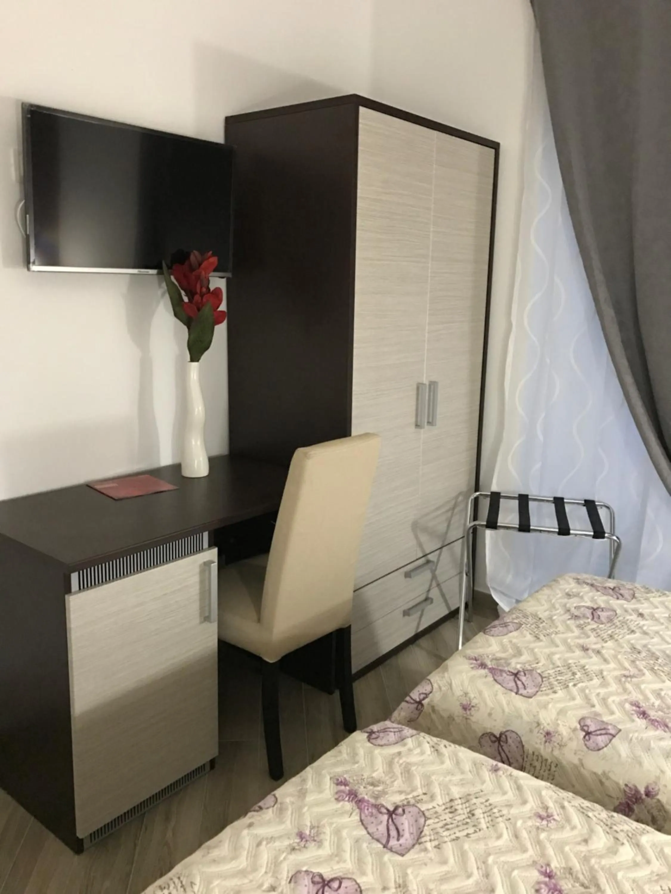 Photo of the whole room, Bed in Residenza Murat