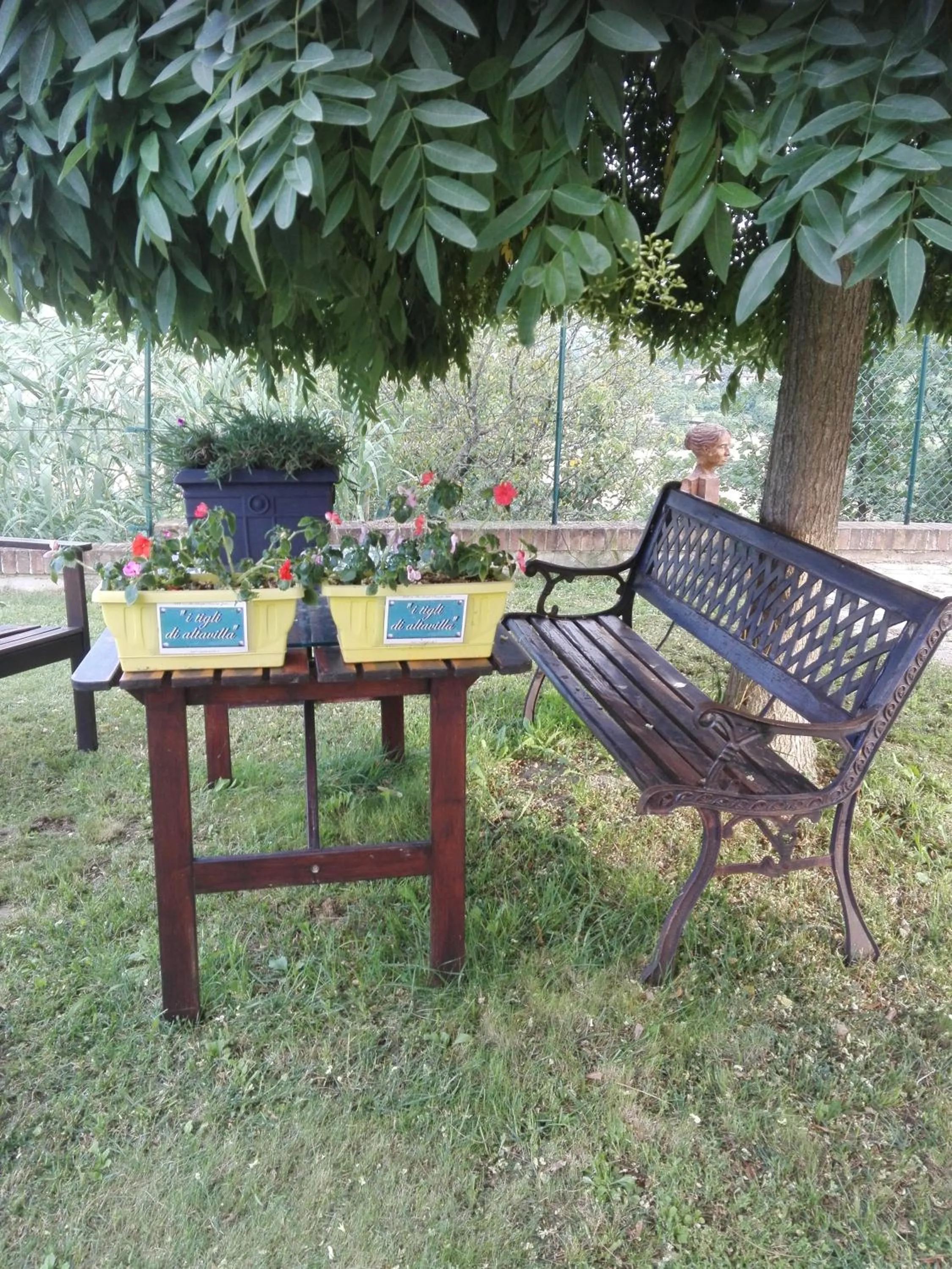 Garden in I Tigli di Altavilla