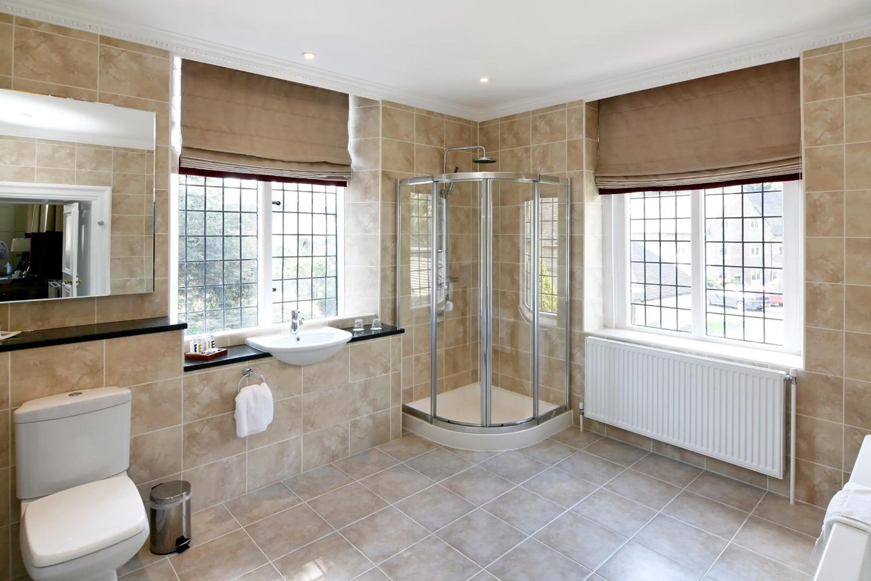 Bathroom in Mercure Telford Hotel