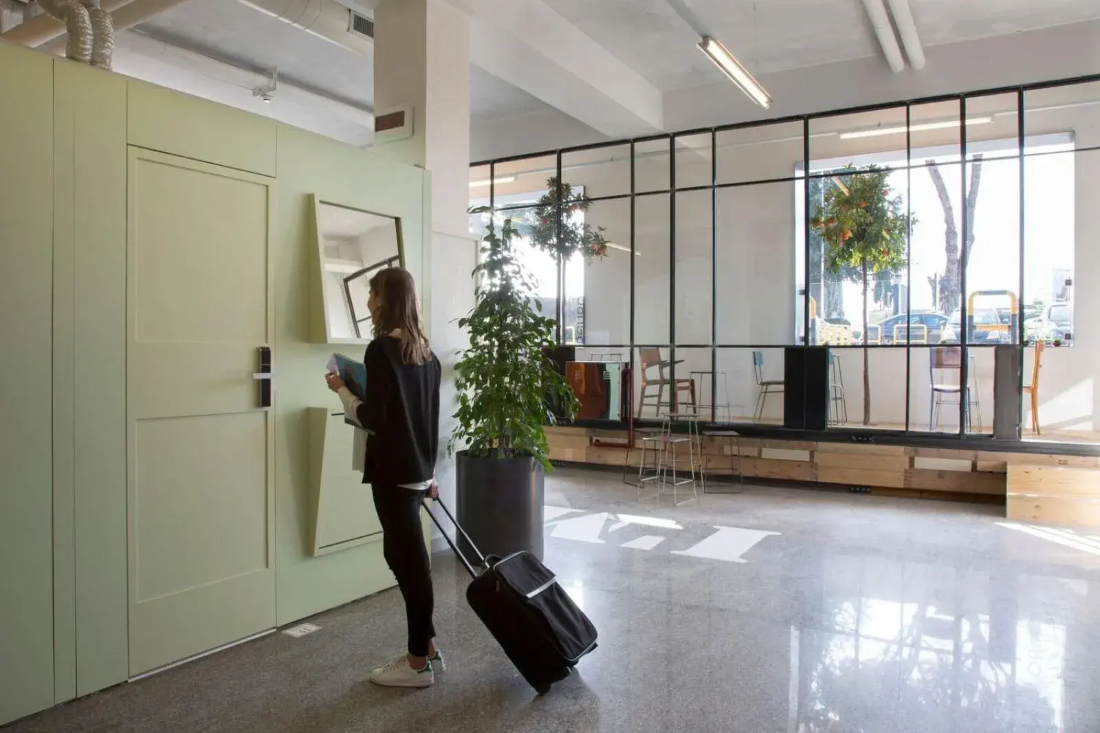 Bed & Boarding Bed & Boarding