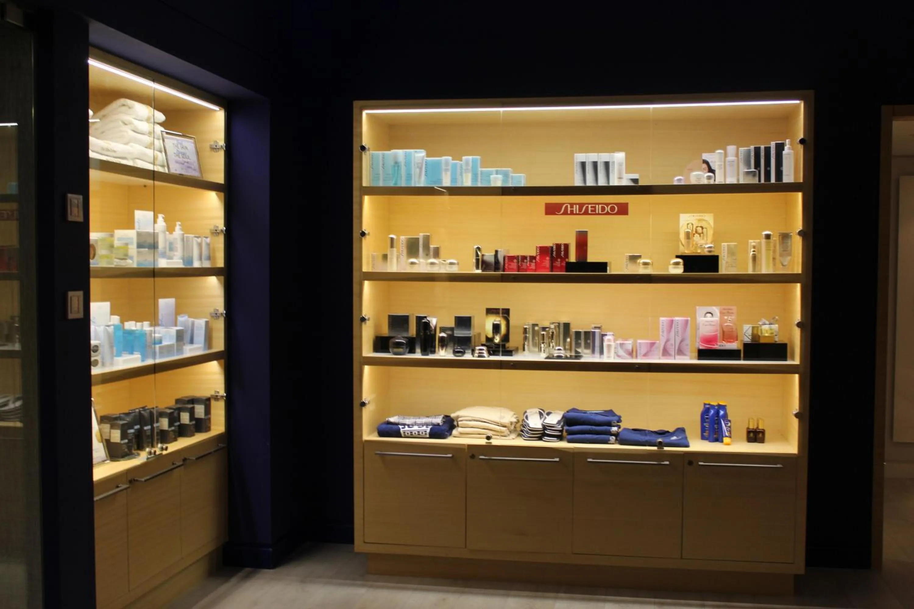 Spa and wellness centre/facilities in First Class Marina Herzlia