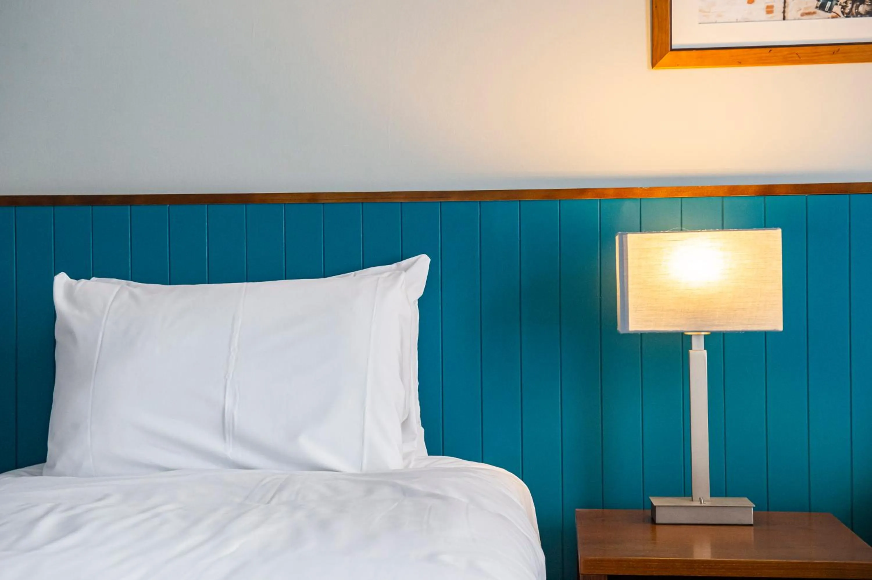 Bed in Highfield Hotel By Greene King Inn