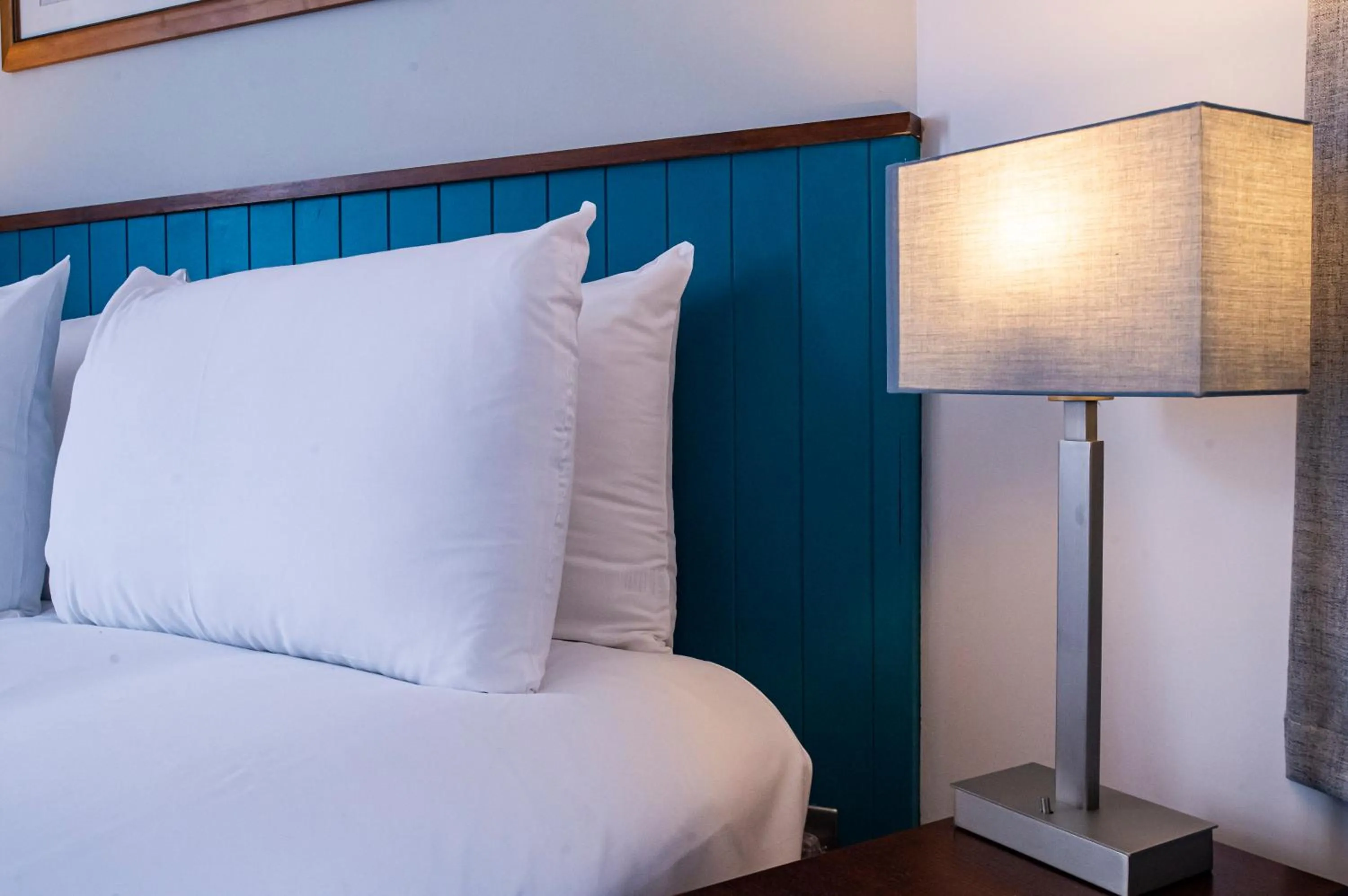 Bed in Highfield Hotel By Greene King Inn