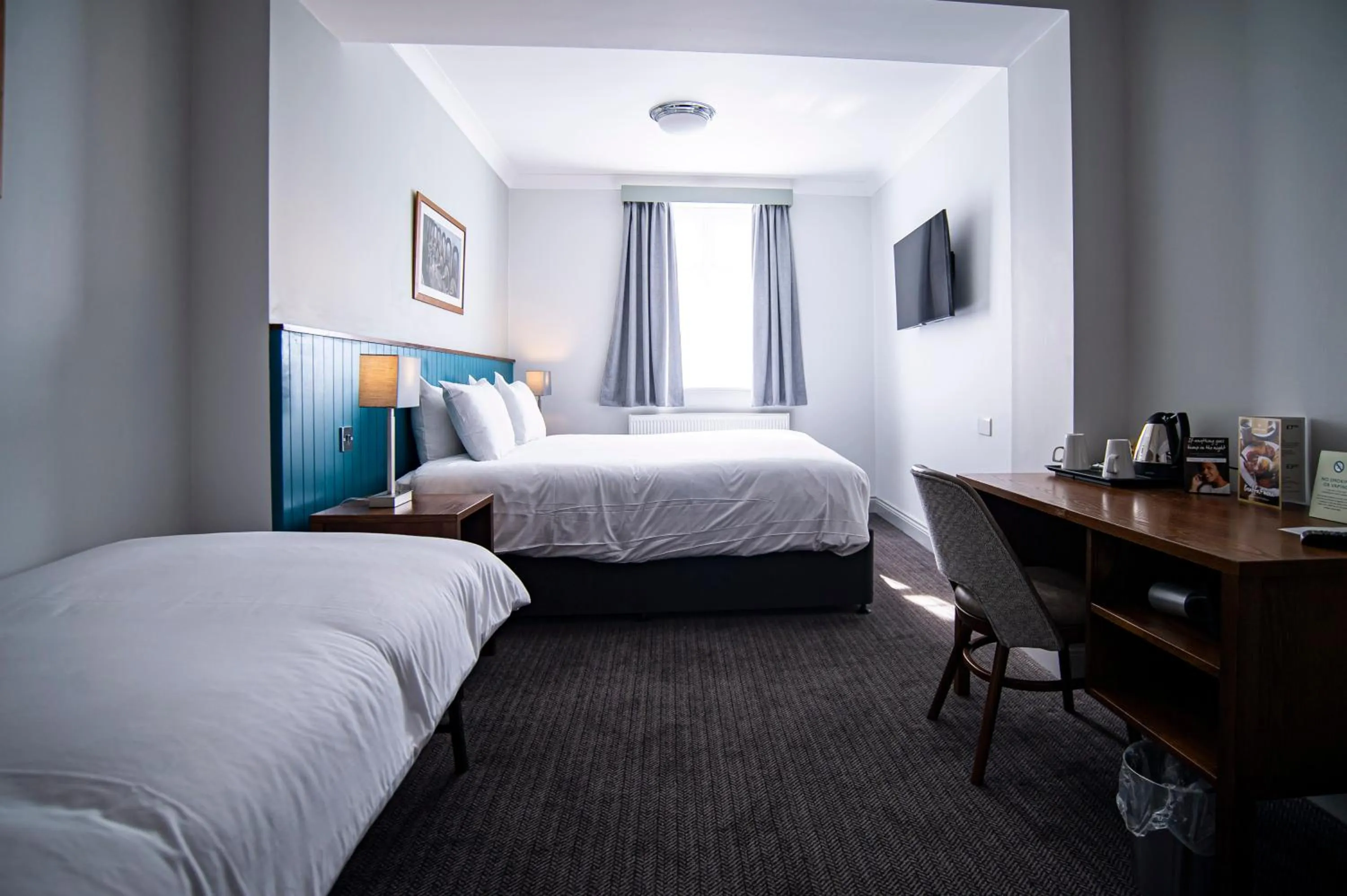 Bed in Highfield Hotel By Greene King Inn