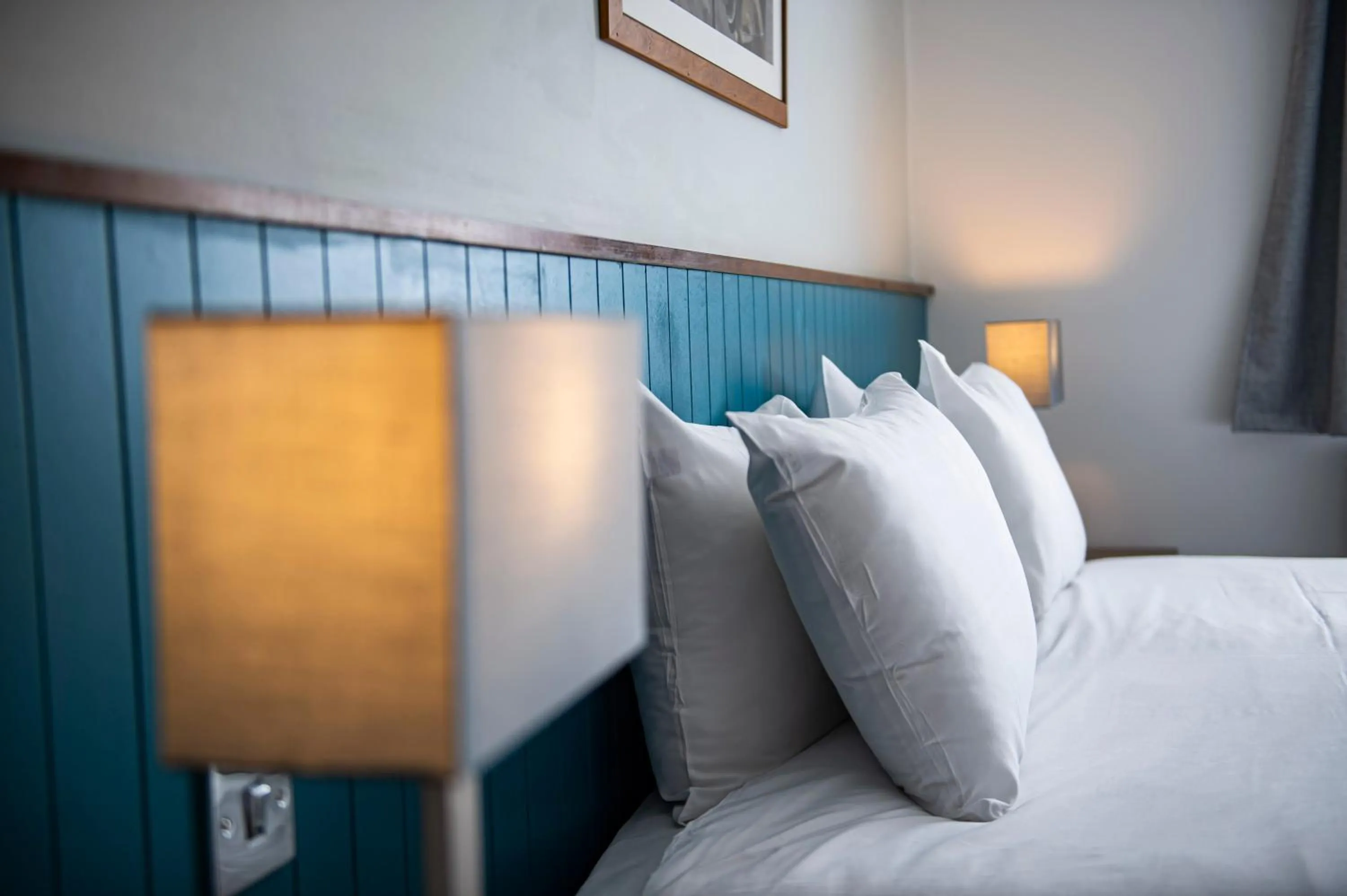 Bed in Highfield Hotel By Greene King Inn