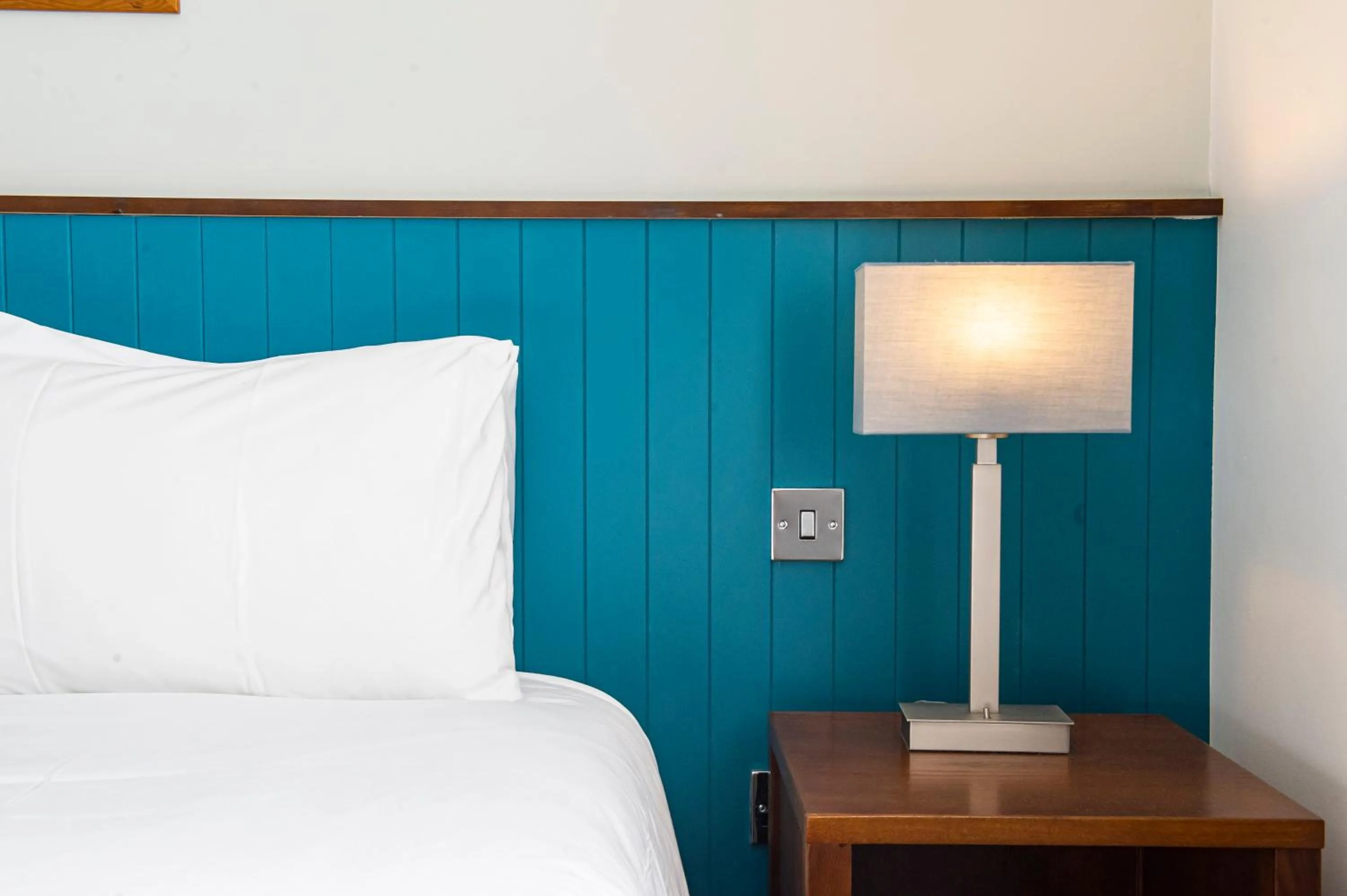 Bed in Highfield Hotel By Greene King Inn