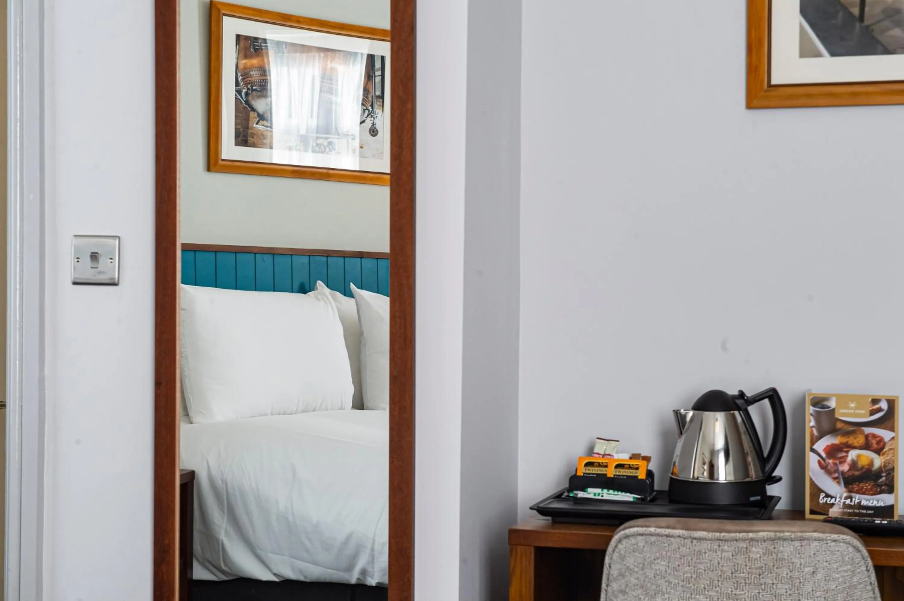 Bed in Highfield Hotel By Greene King Inn