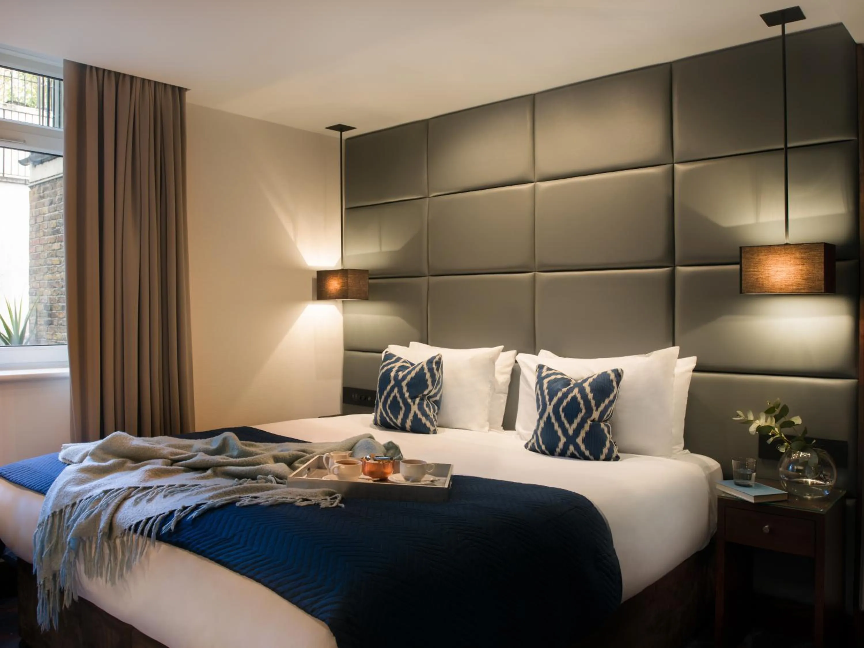 Bed in Montcalm Chilworth Townhouse, Paddington