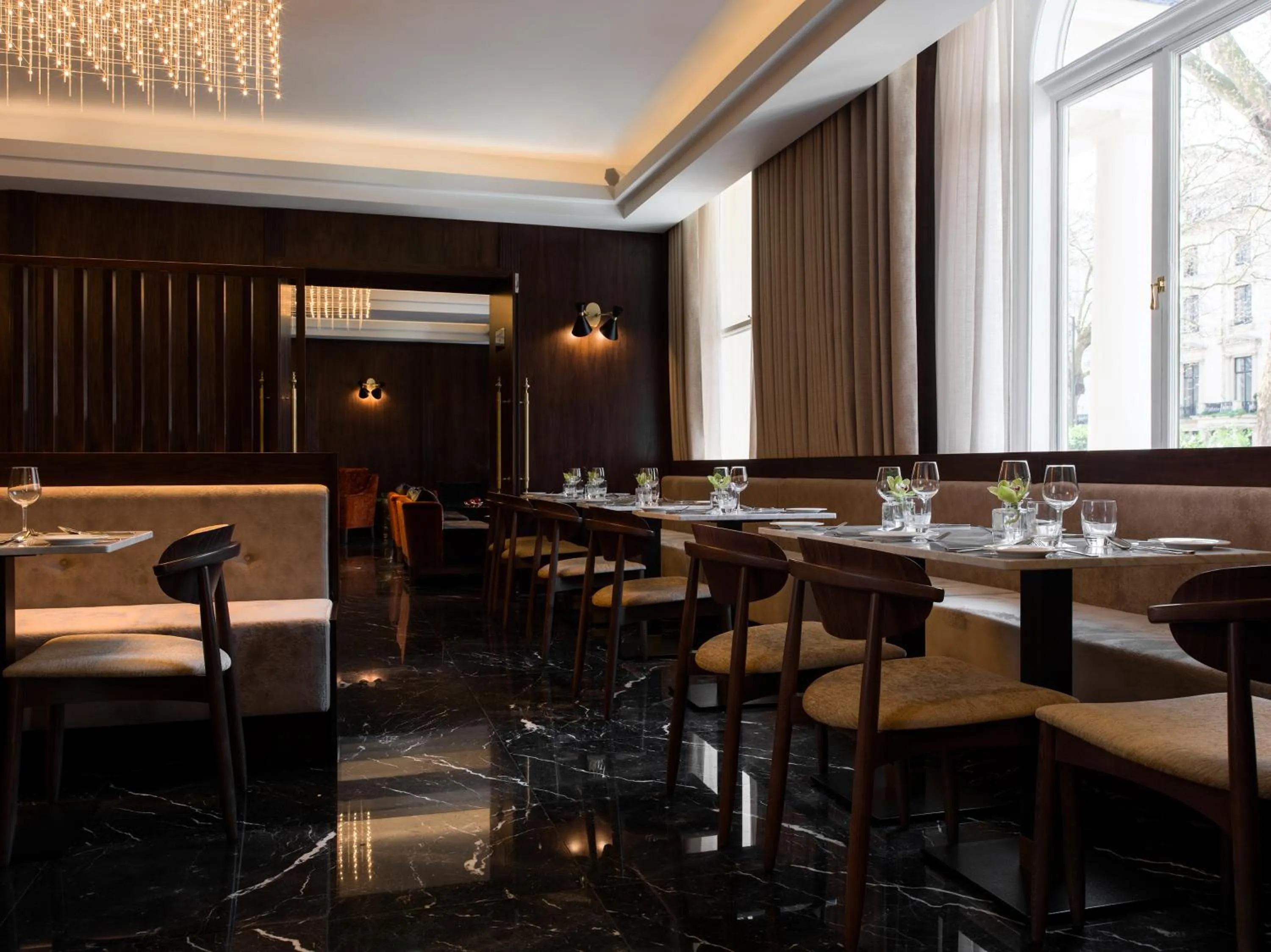 Restaurant/places to eat in Montcalm Chilworth Townhouse, Paddington