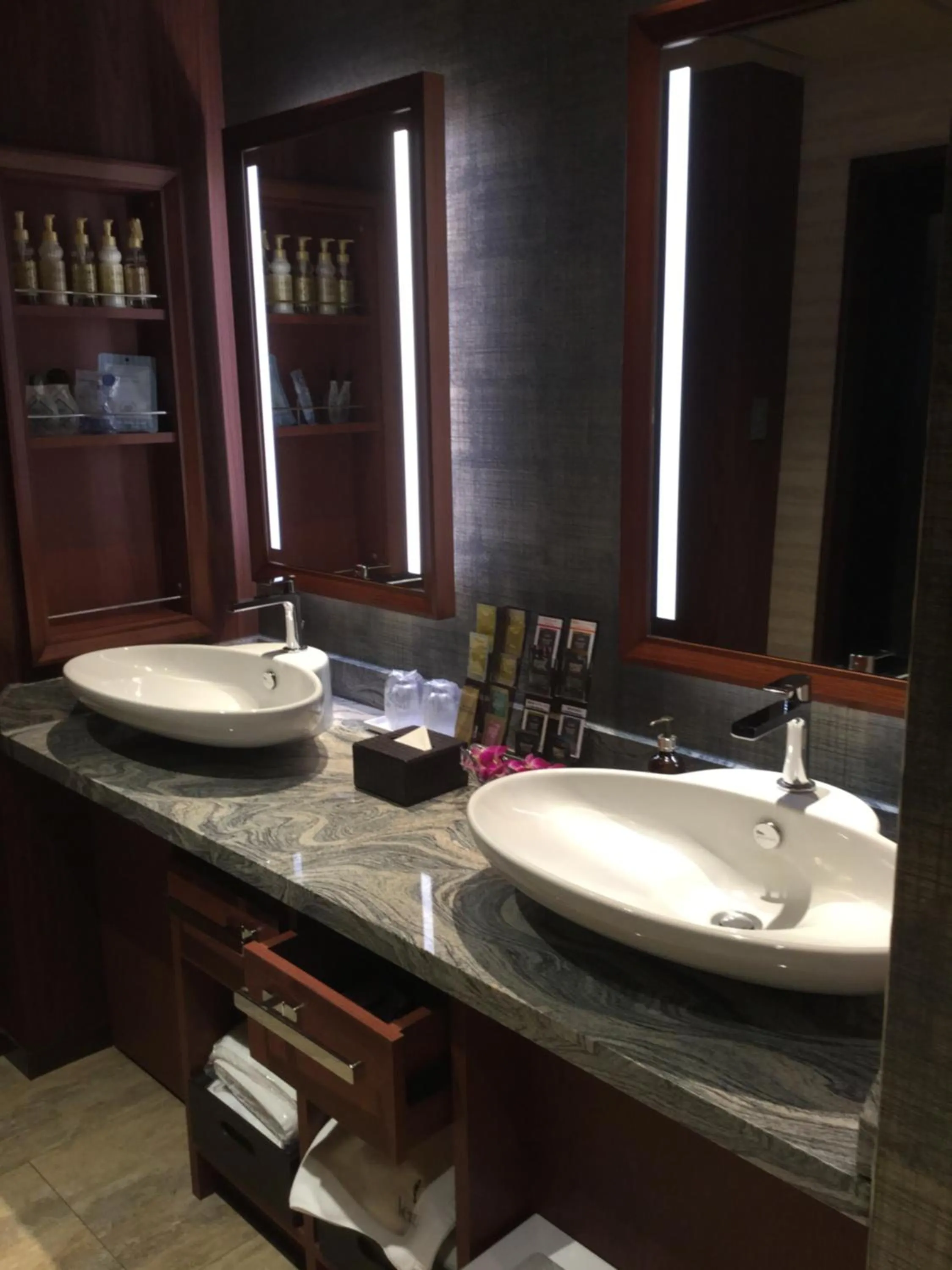 Bathroom in Hotel Venus Neo