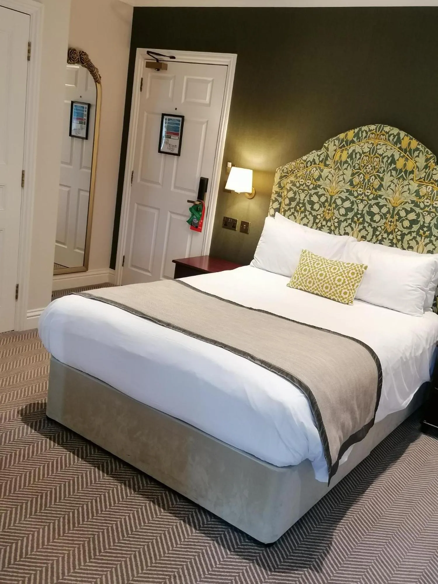 Bed in The Elvetham Hotel