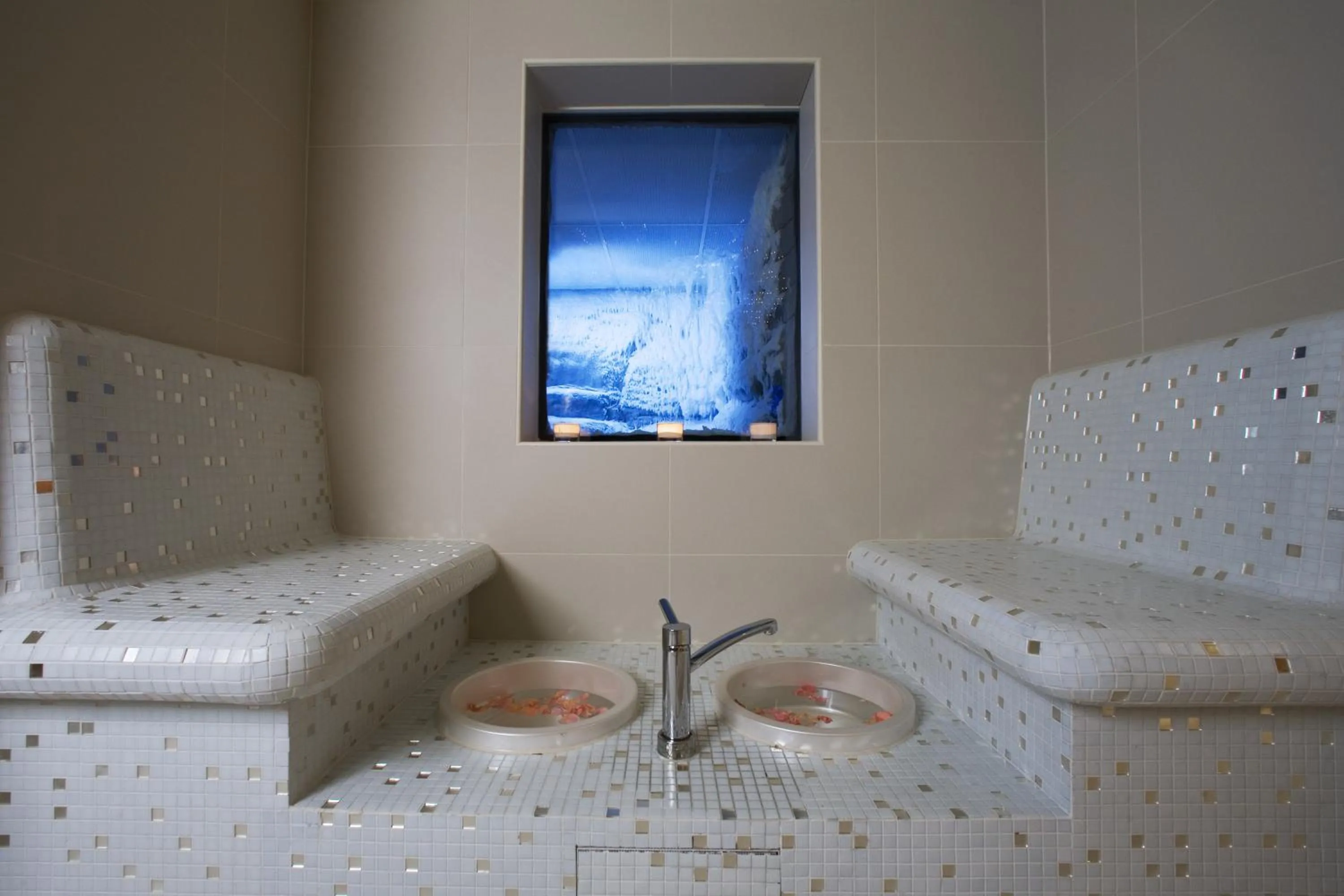 Spa and wellness centre/facilities in K West Hotel & Spa