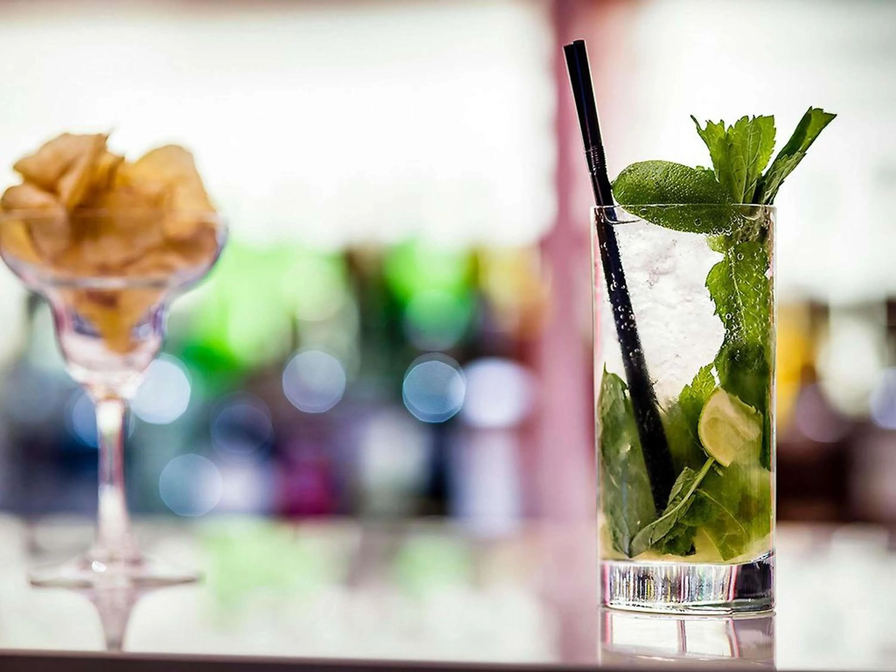 Lounge or bar in Pullman London St Pancras