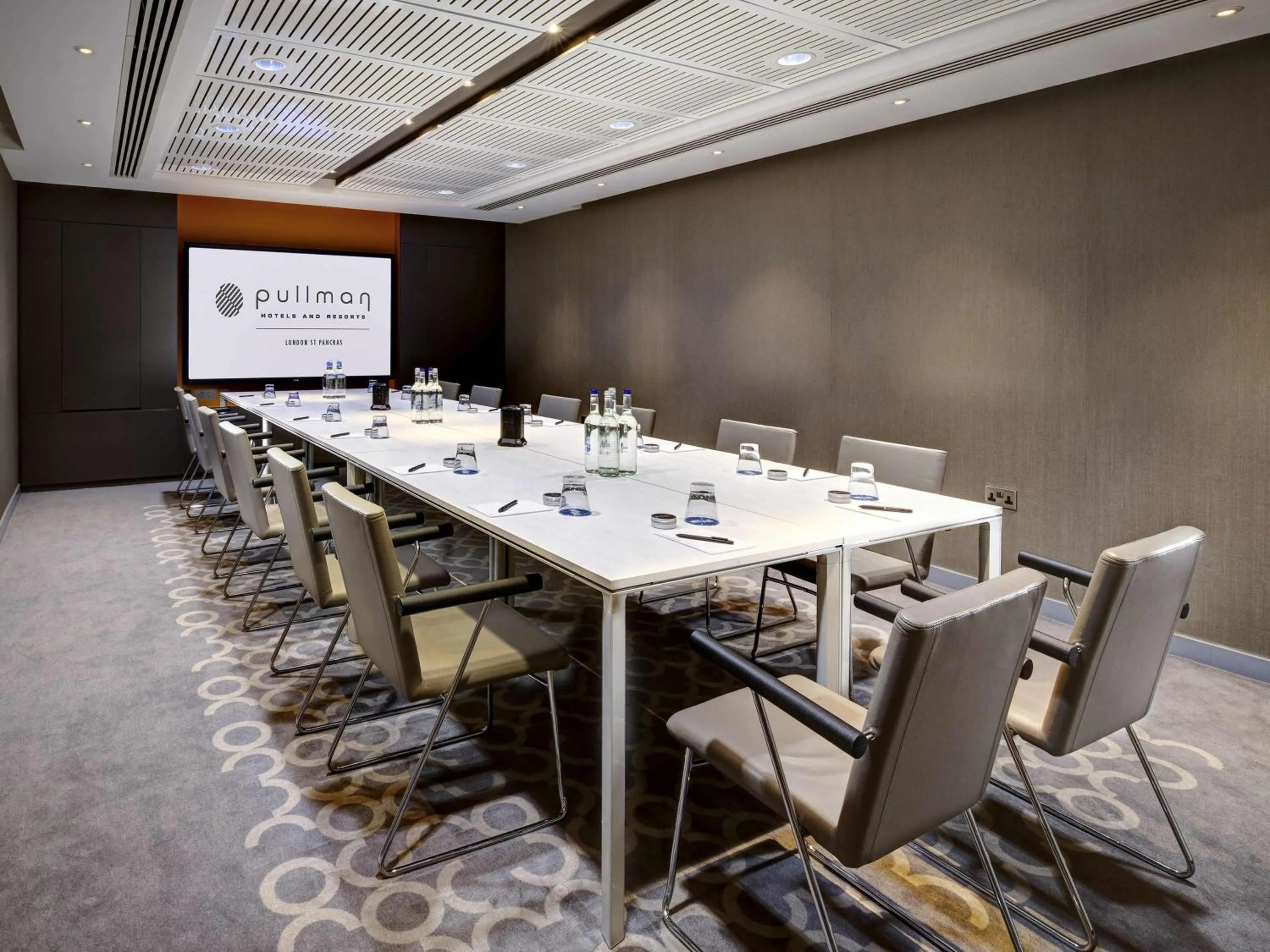 Meeting/conference room in Pullman London St Pancras