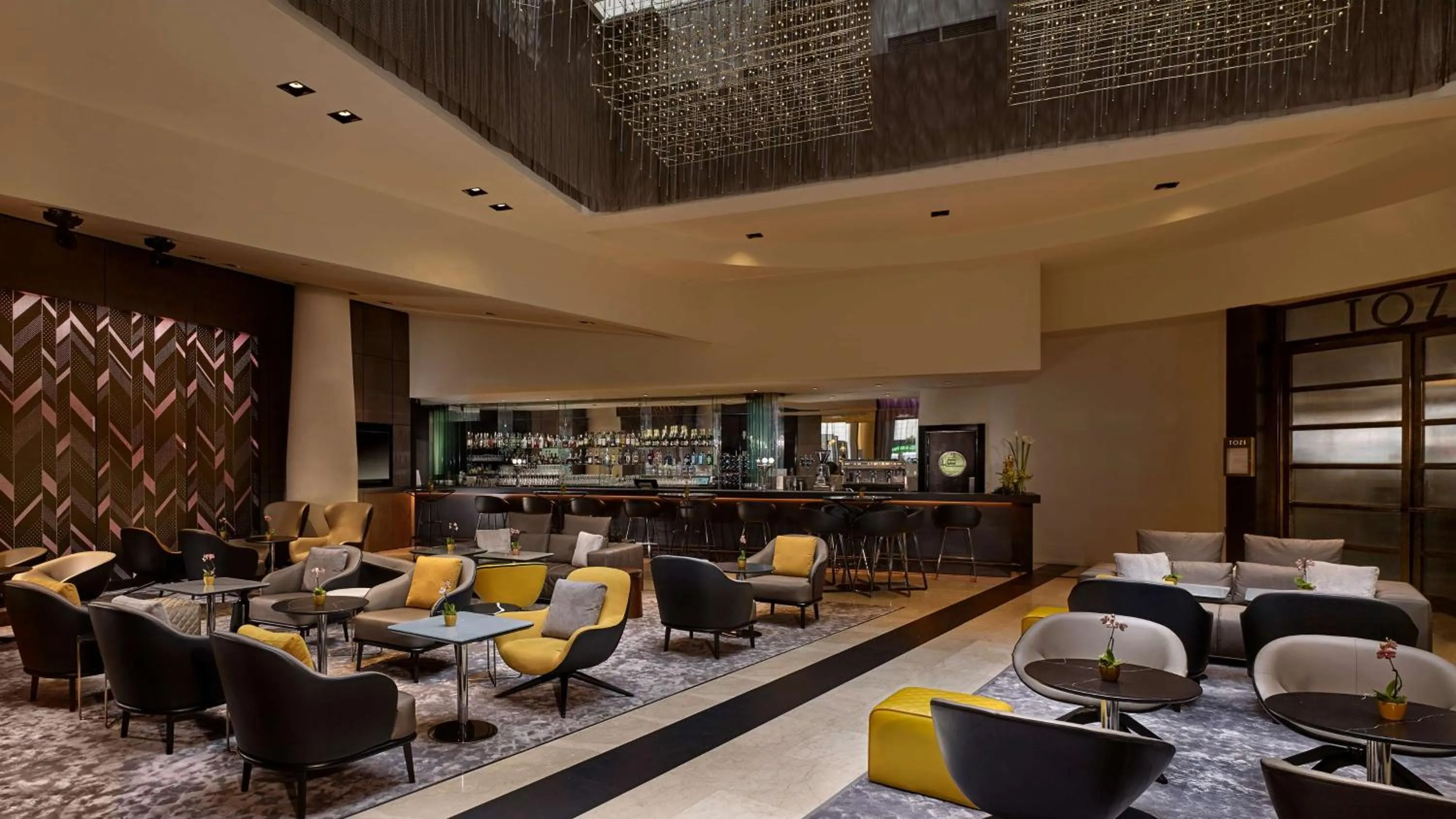 Lounge or bar in Park Plaza Victoria London