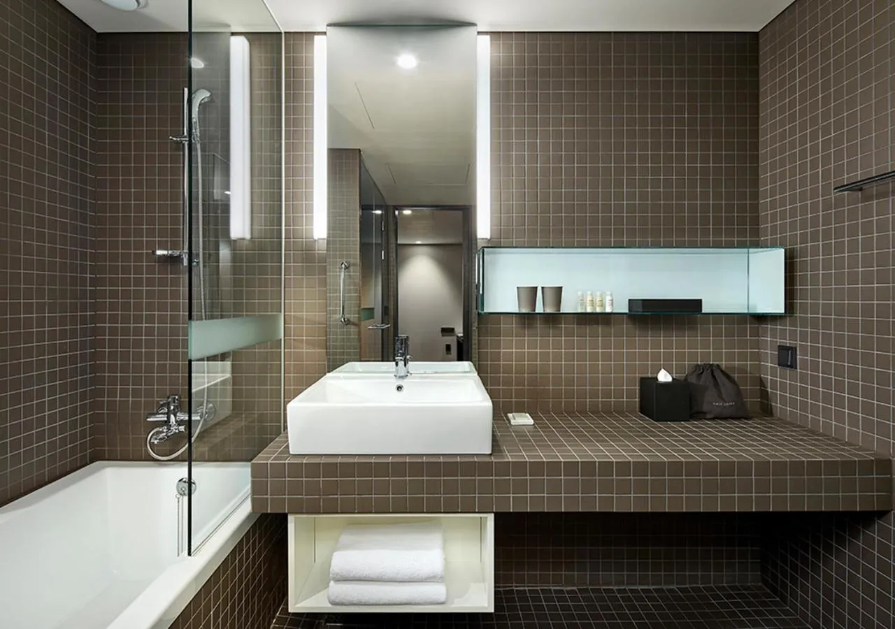 Shower in Shilla Stay Busan Haeundae