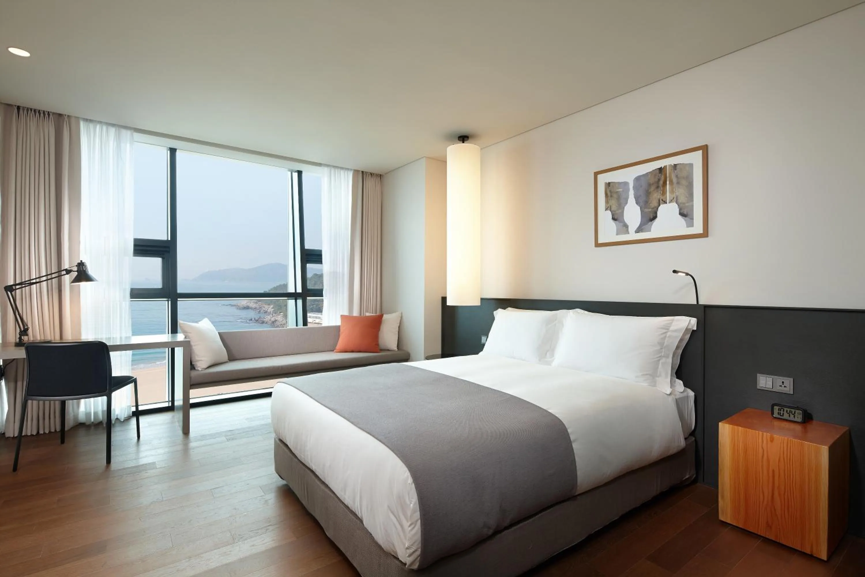Bedroom, Bed in Shilla Stay Busan Haeundae
