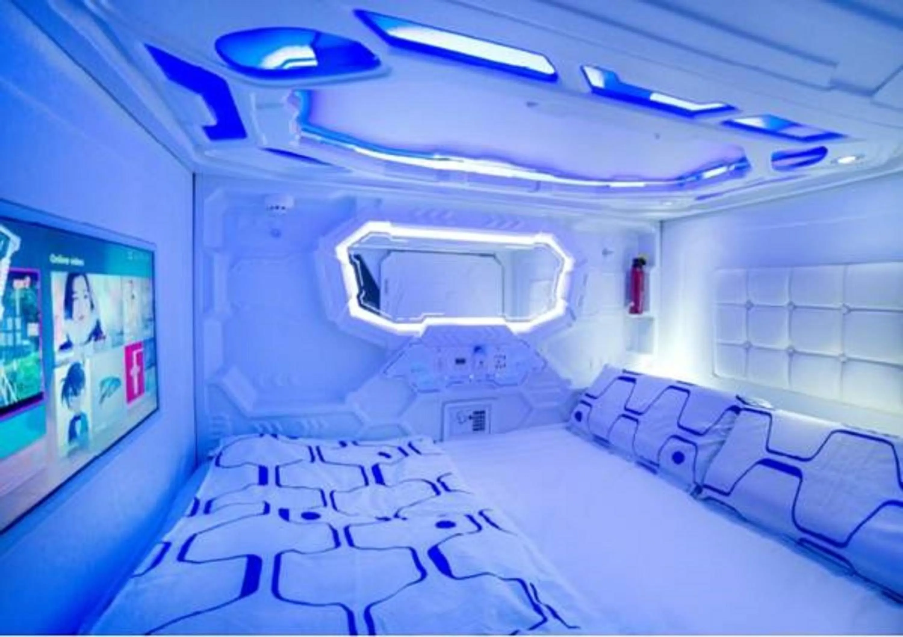 bunk bed, Bed in Riccarton Capsule Hotel