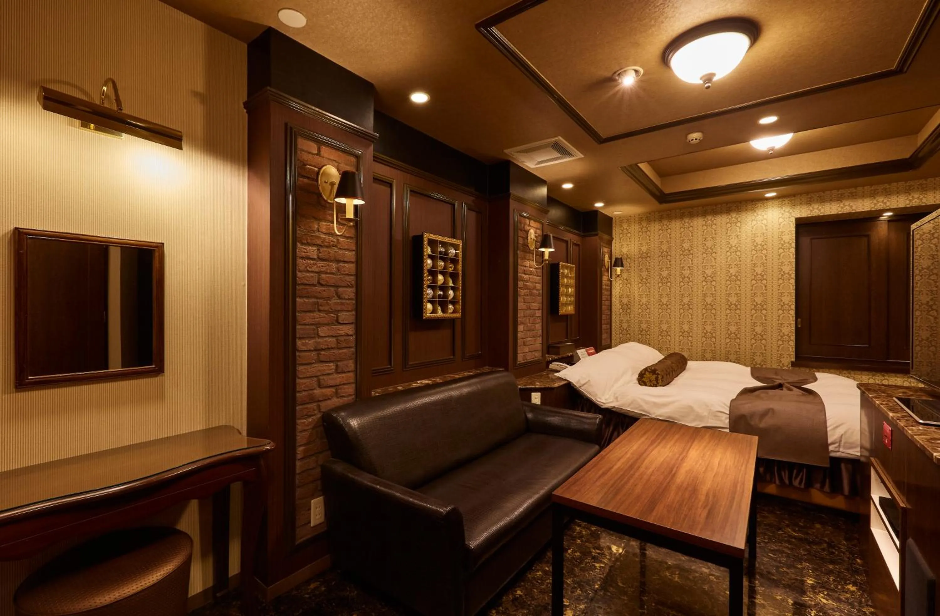 Photo of the whole room, Bed in Hotel Christmas (Leisure Hotel)