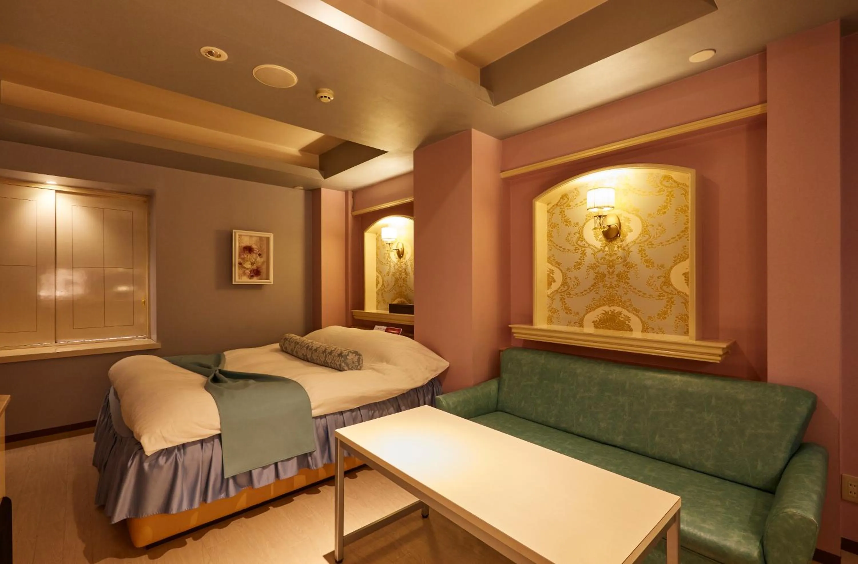 Photo of the whole room, Bed in Hotel Christmas (Leisure Hotel)