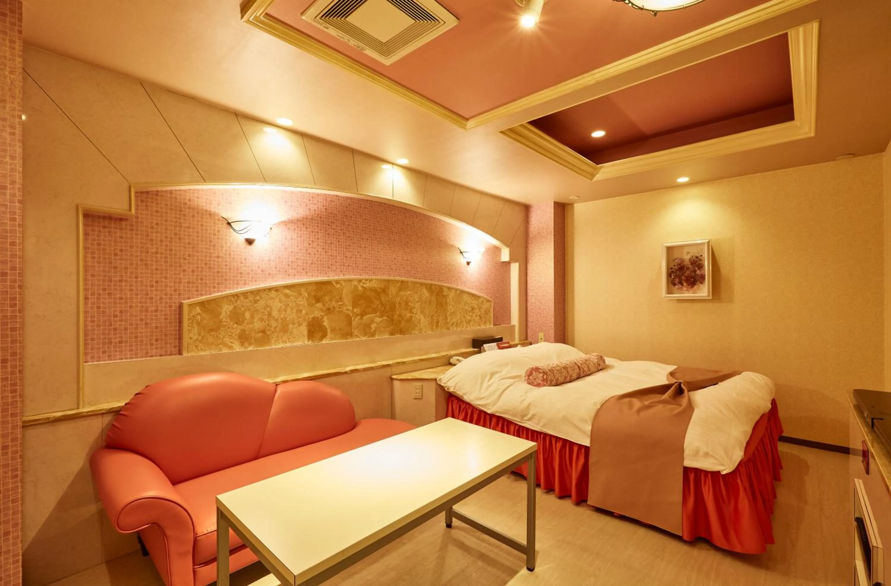 Photo of the whole room, Bed in Hotel Christmas (Leisure Hotel)