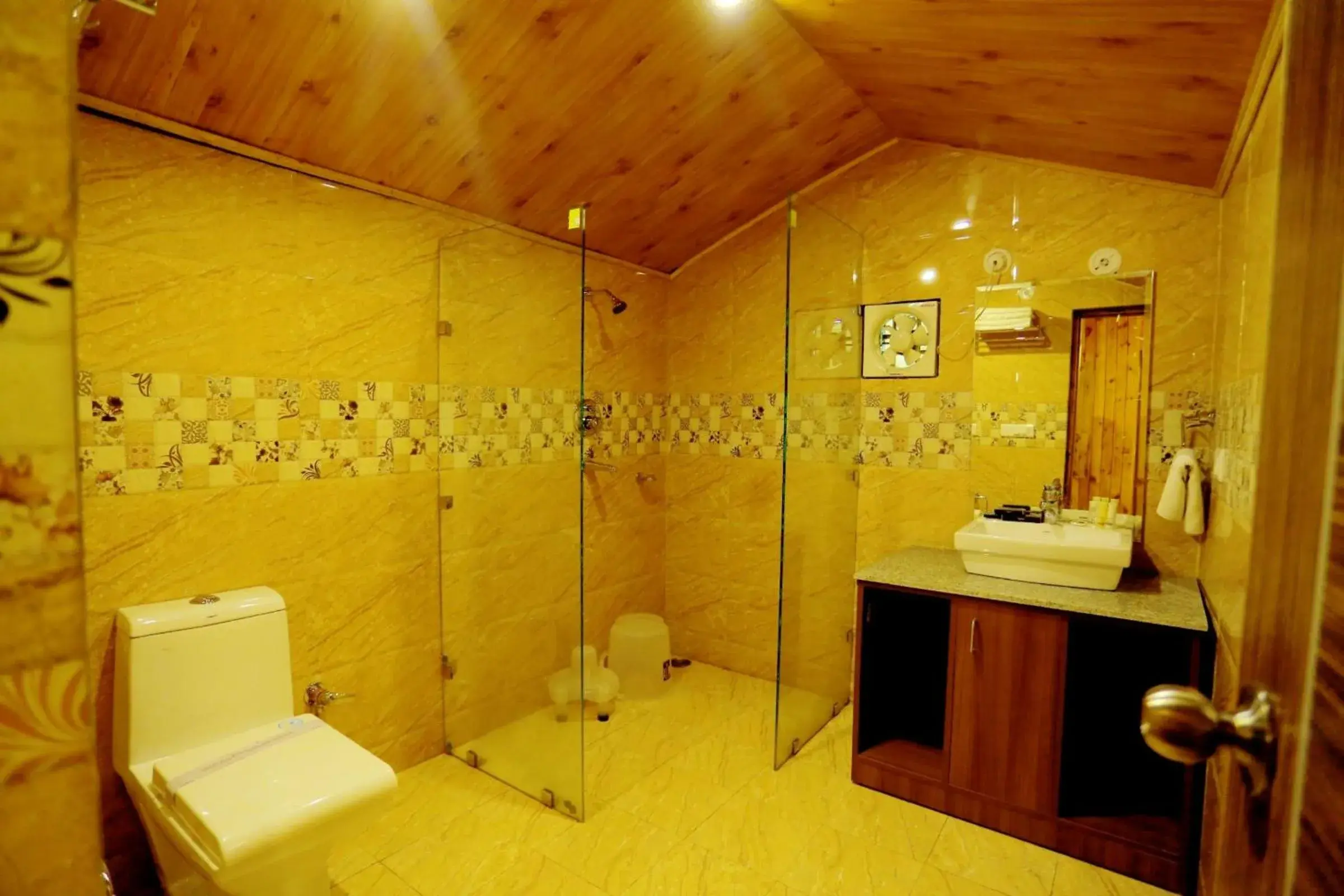 Family Room in Amara Resorts Manali Family Room in Amara Resorts Manali