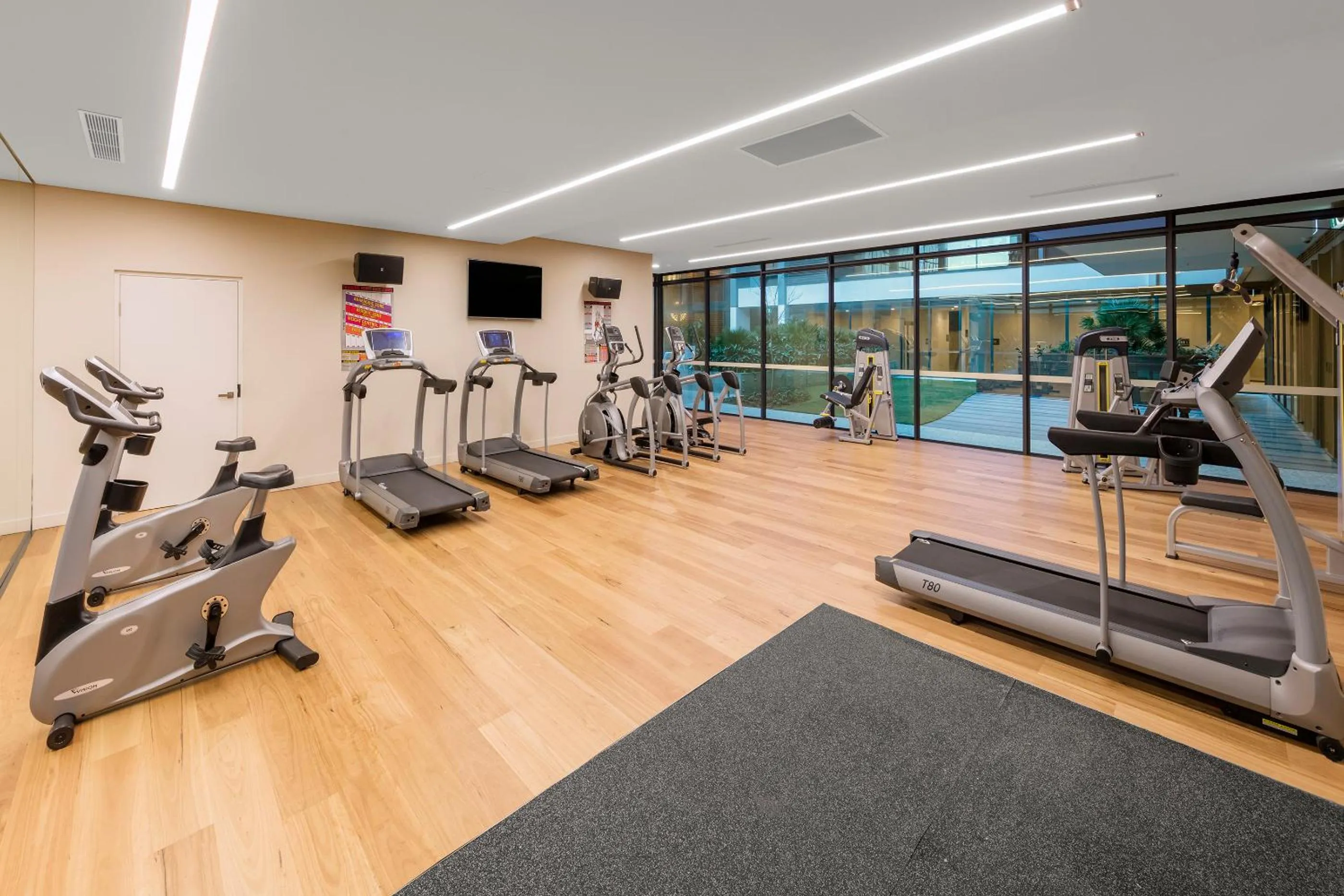 Fitness centre/facilities in SKYE Hotel Suites Parramatta