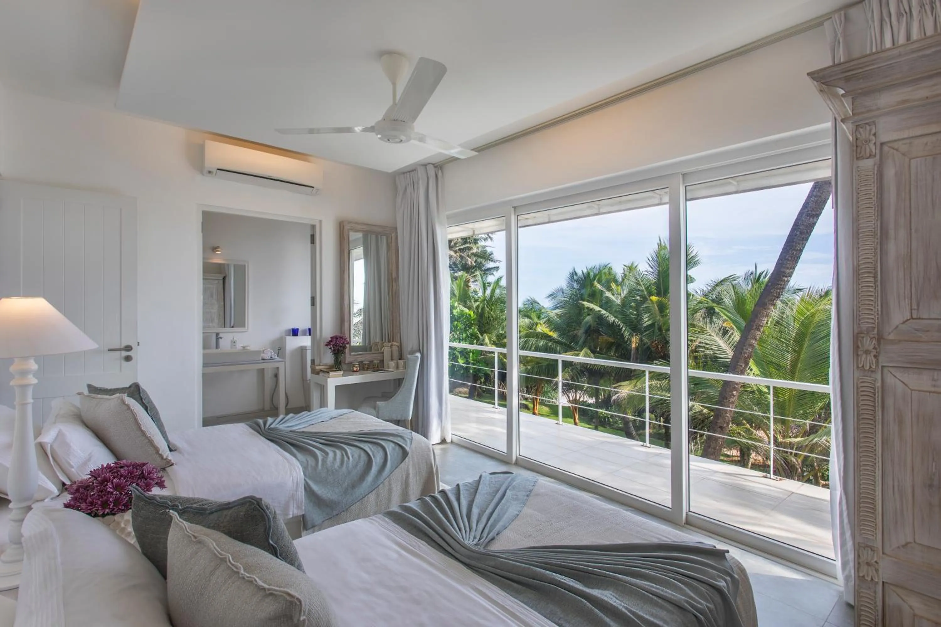 Bedroom in The Sandals By Edwards Collection - Balapitiya