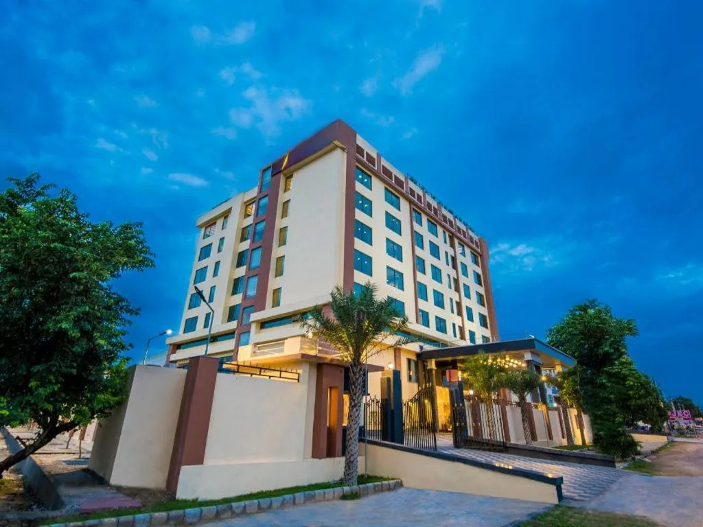 Facade/entrance in Golden Tulip Jaipur Kukas