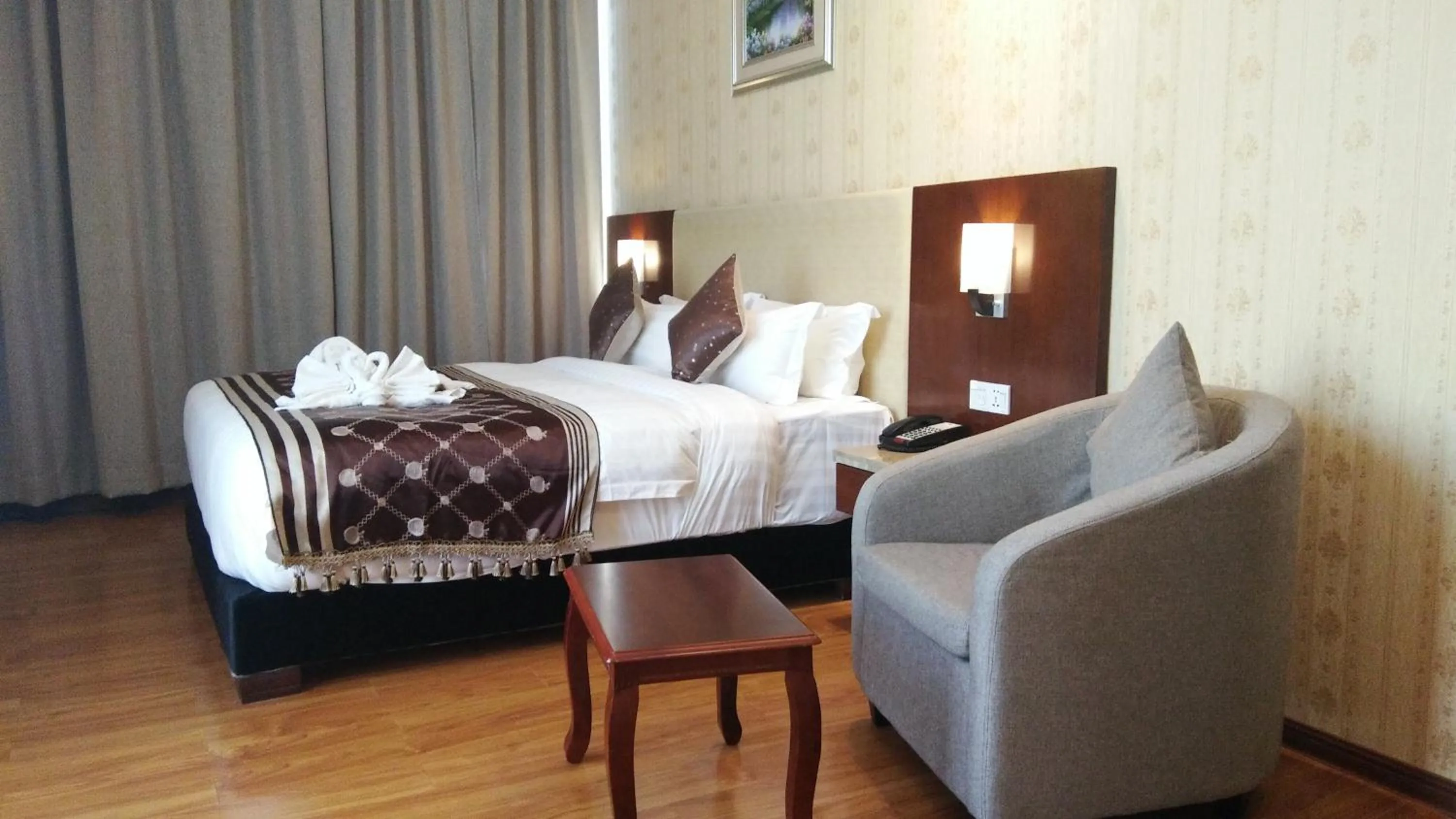 Bedroom in Clarion Inn Jaipur