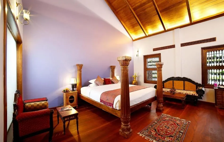 Bed in Ginger House Museum Hotel