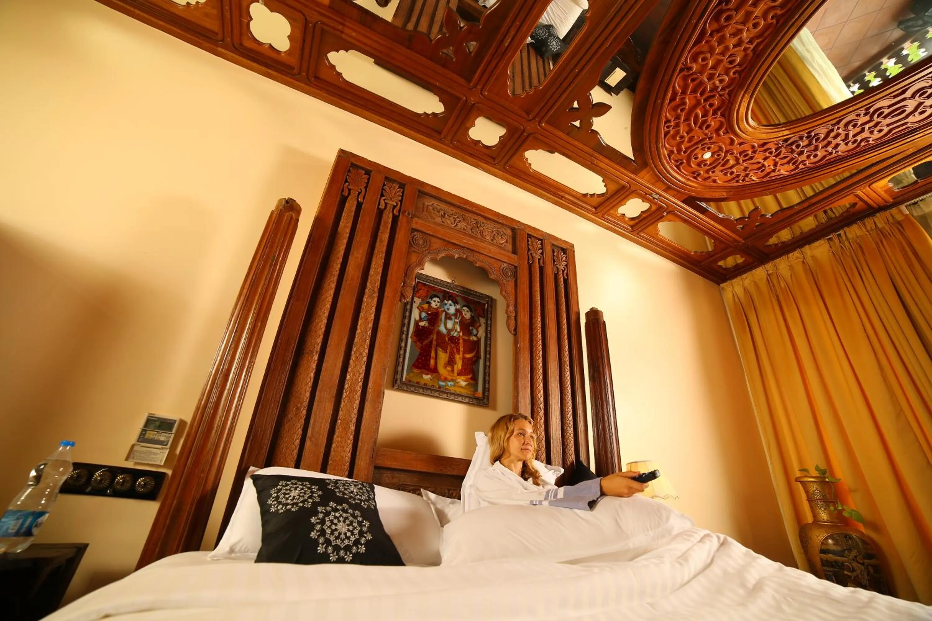 Bedroom, Bed in Ginger House Museum Hotel