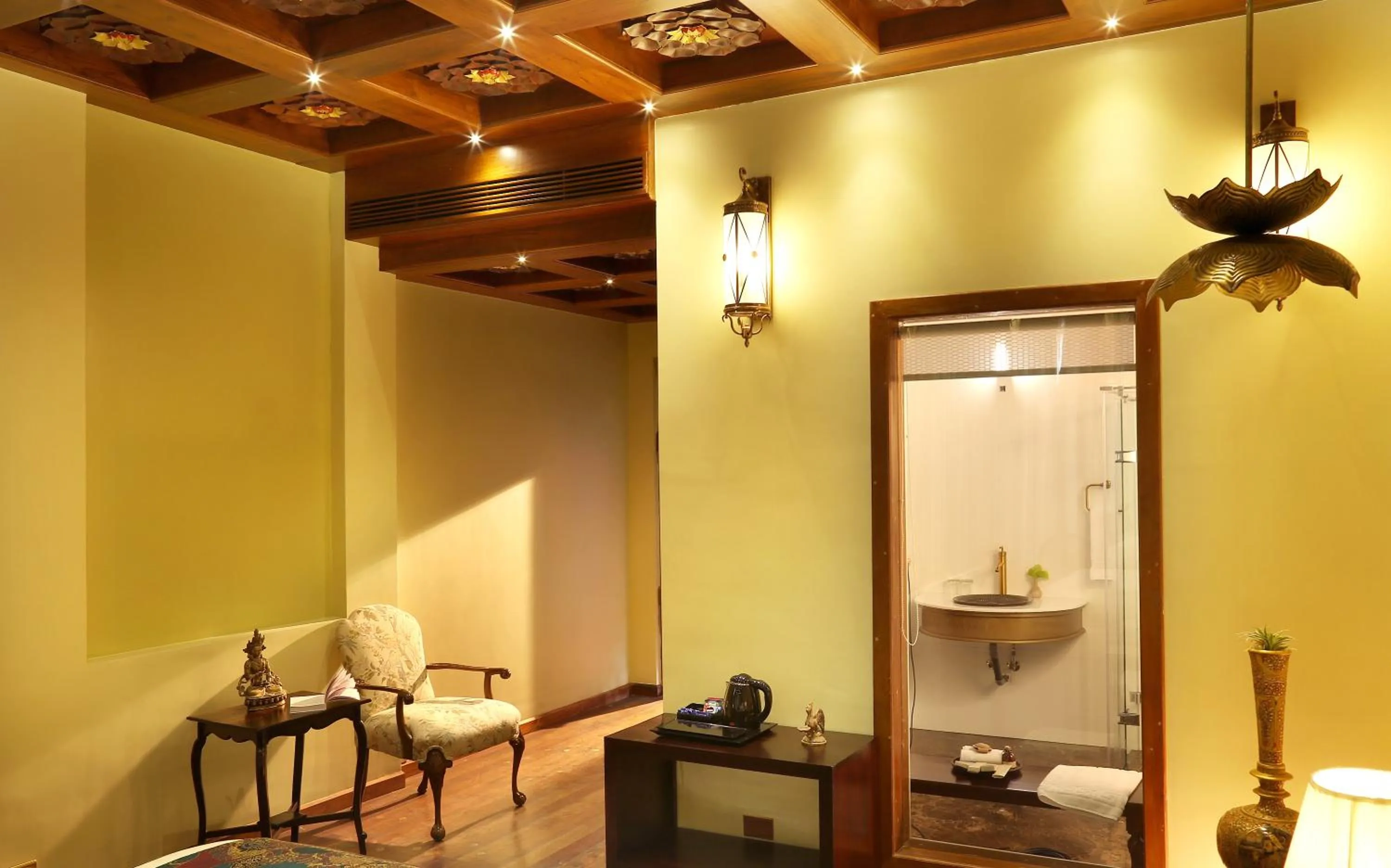 Toilet in Ginger House Museum Hotel